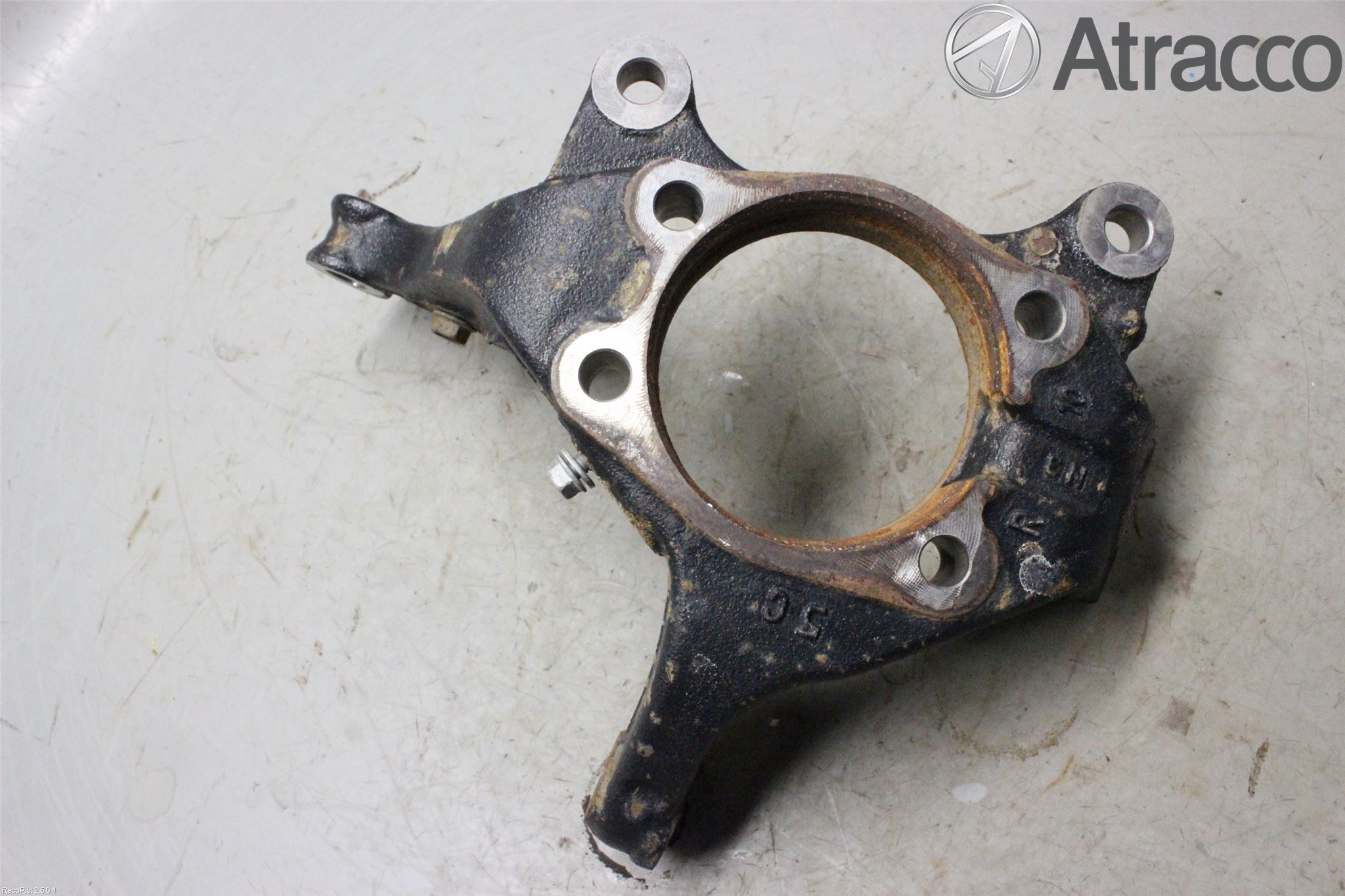 Toyota PRIUS+ ZVW40 12-20 Spindel Hf