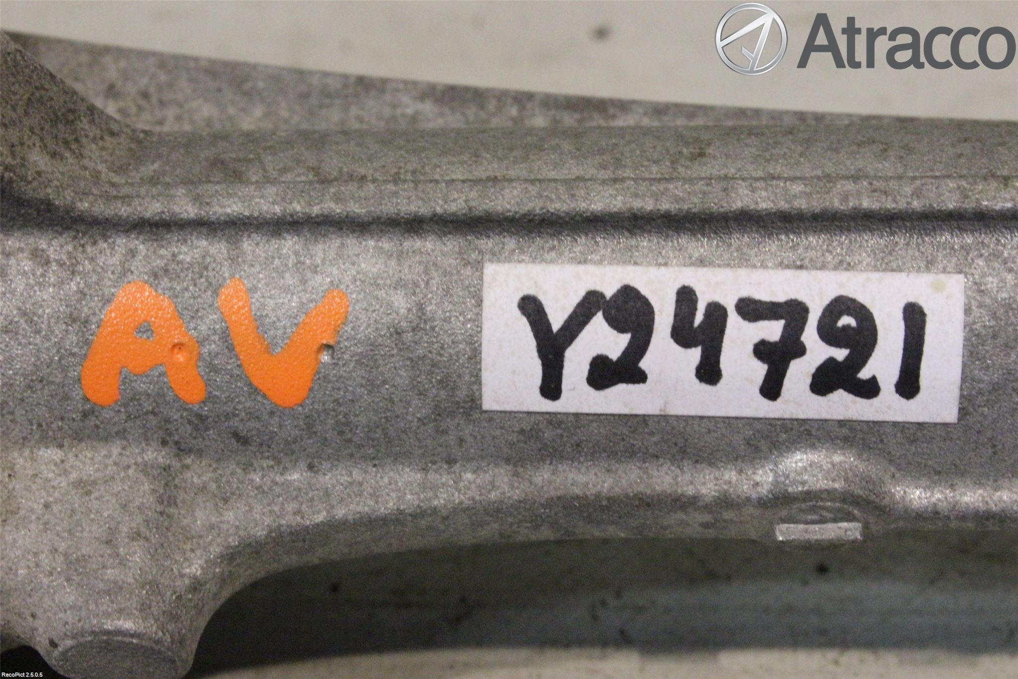 Toyota YARIS XP130 12-14 Servo Snekke - Tannstang