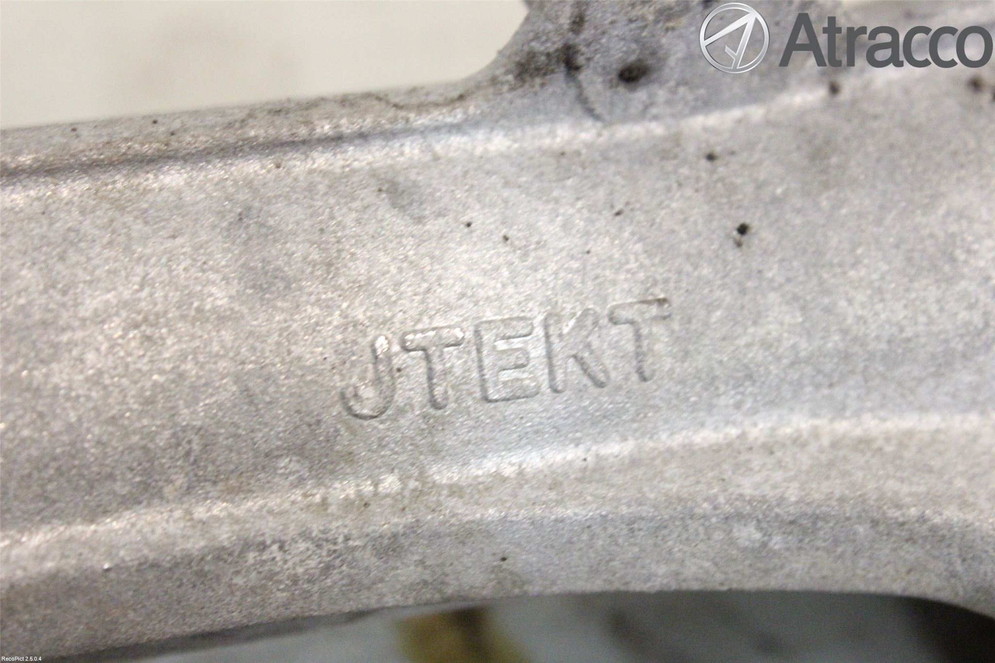 Toyota YARIS XP130 12-14 Servo Snekke - Tannstang