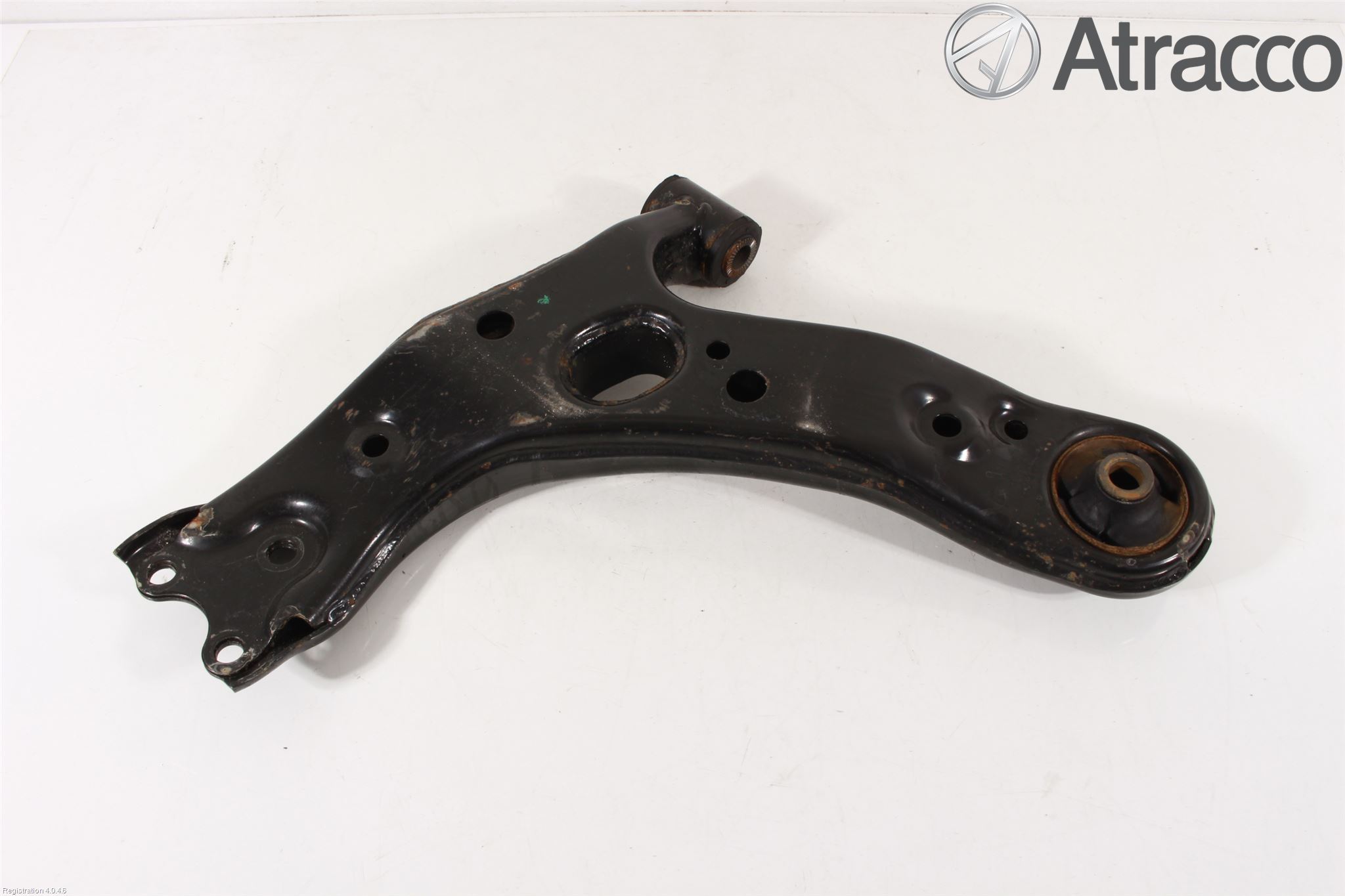 Toyota AURIS 13-19 Bærearm Foran Høyre Nedre