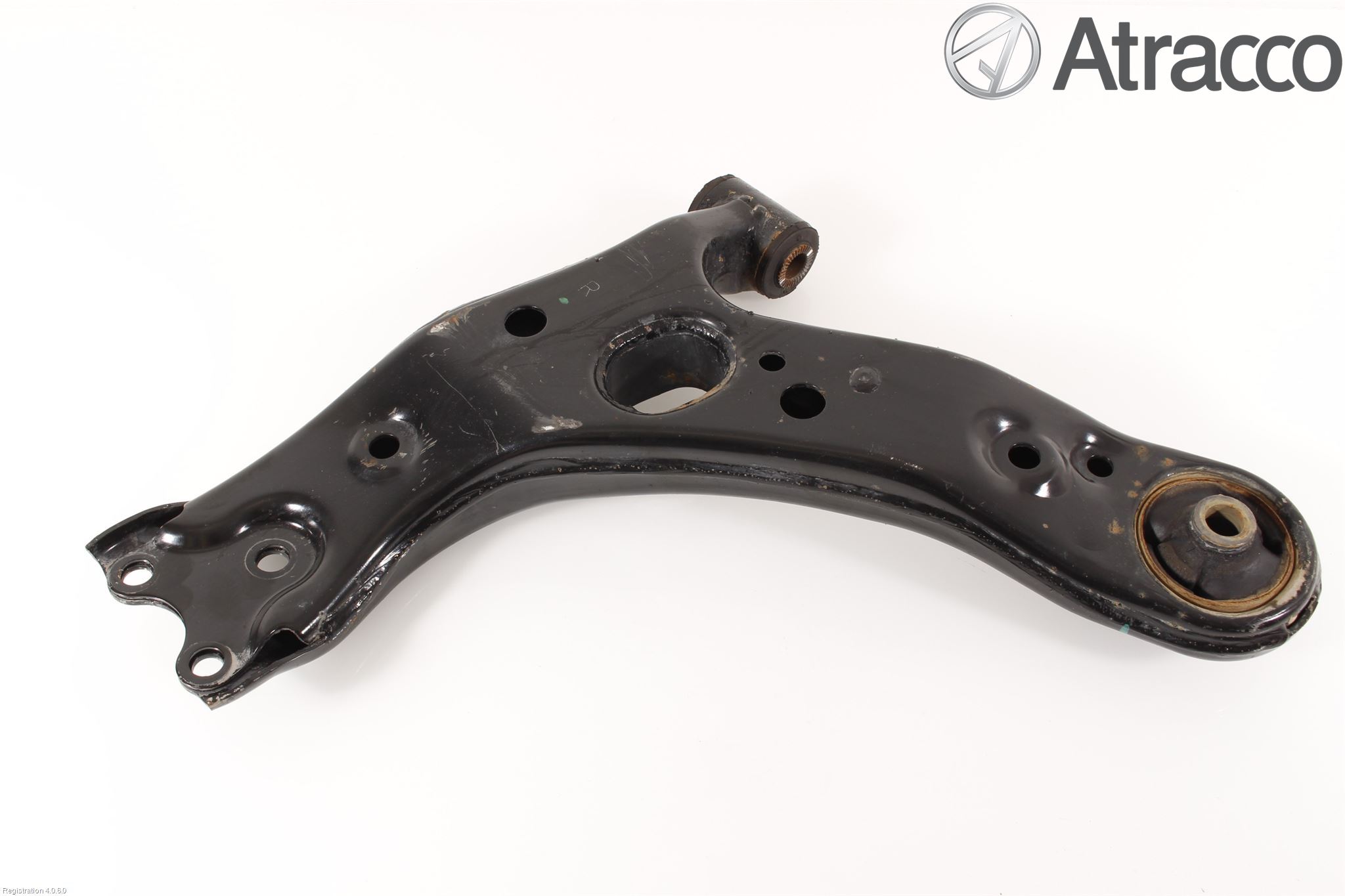 Toyota AURIS 13-19 Bærearm Foran Høyre Nedre