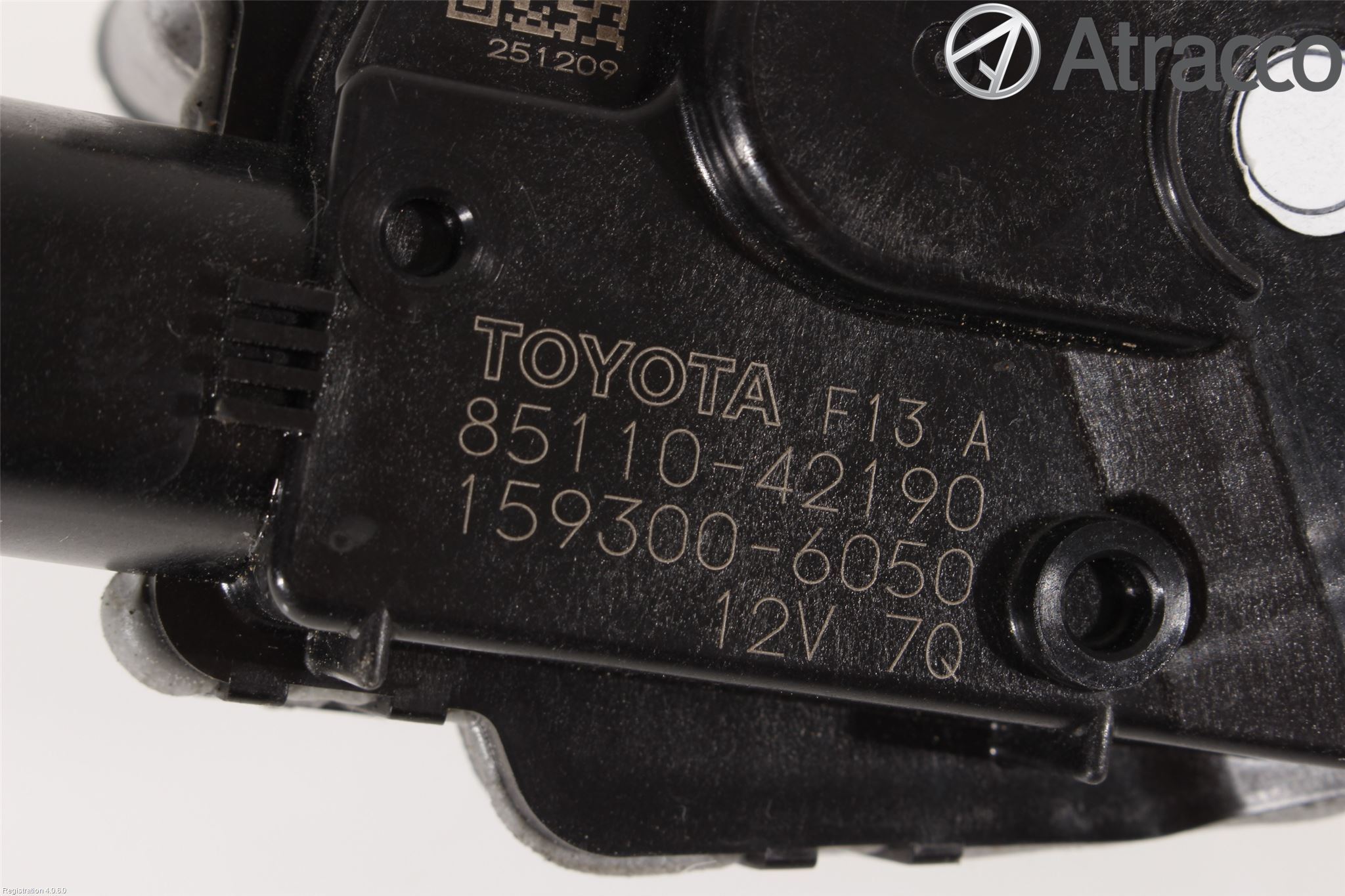 Toyota RAV4 13-18 Viskermotor Frontrute
