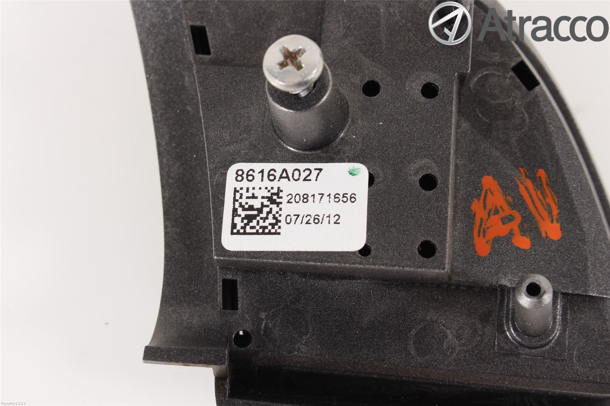 Mitsubishi OUTLANDER 13-21 Bryter Ratt Radio-Stereo