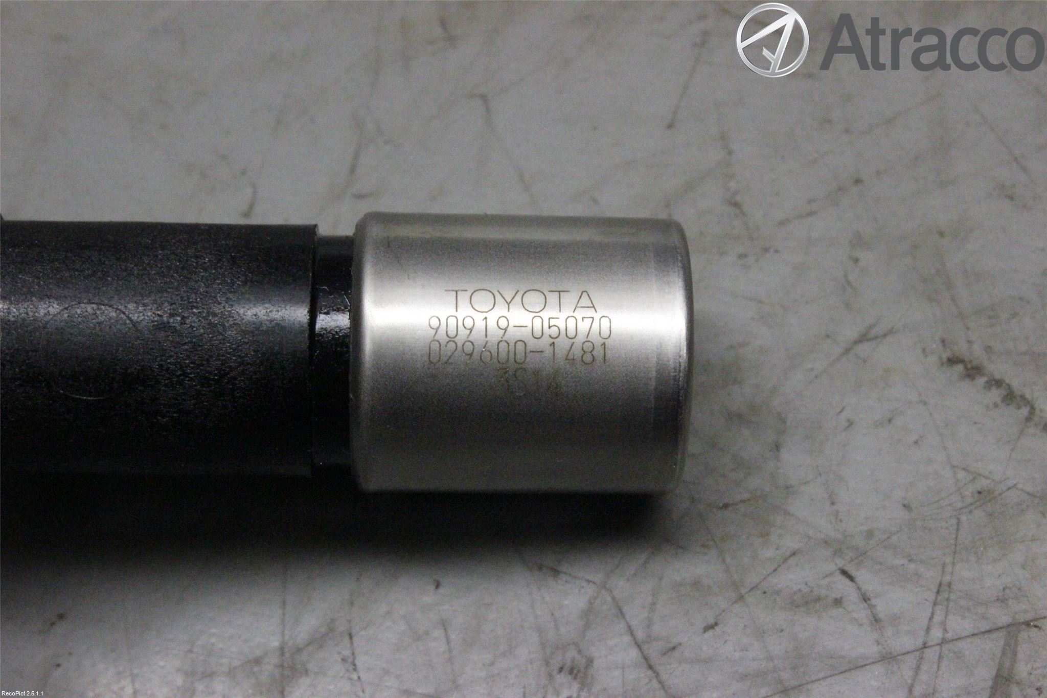 Toyota AVENSIS 09-15 Giver Turtall - Tenning