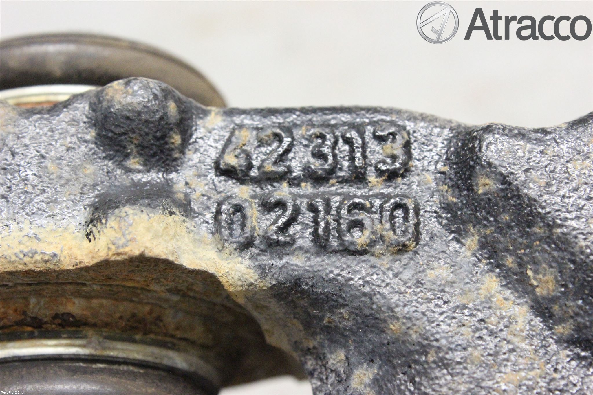 Toyota AURIS 13-19 Spindel Hb