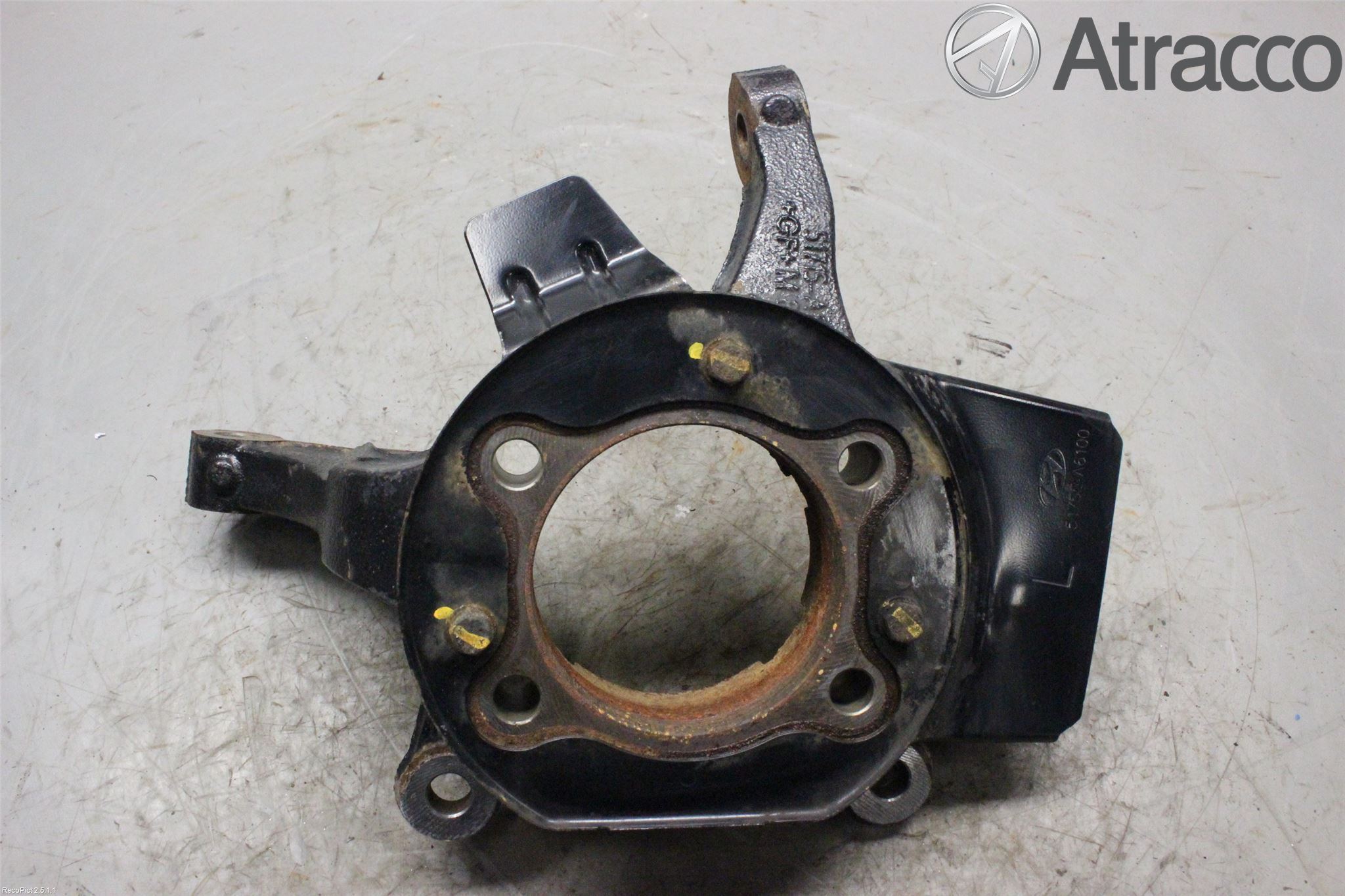 Hyundai i30 GD 13-17 Spindel Vf