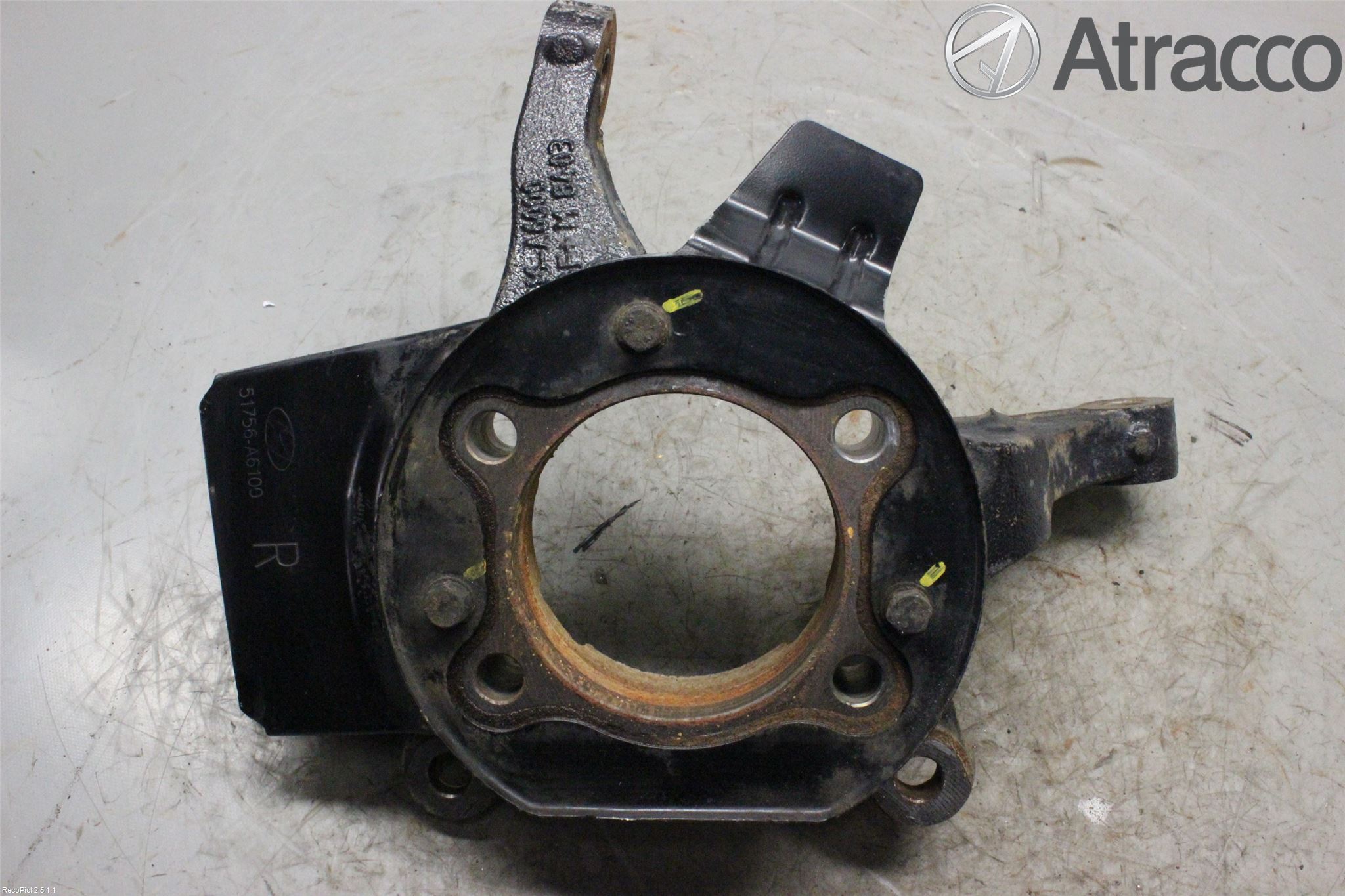 Hyundai i30 GD 13-17 Spindel Hf