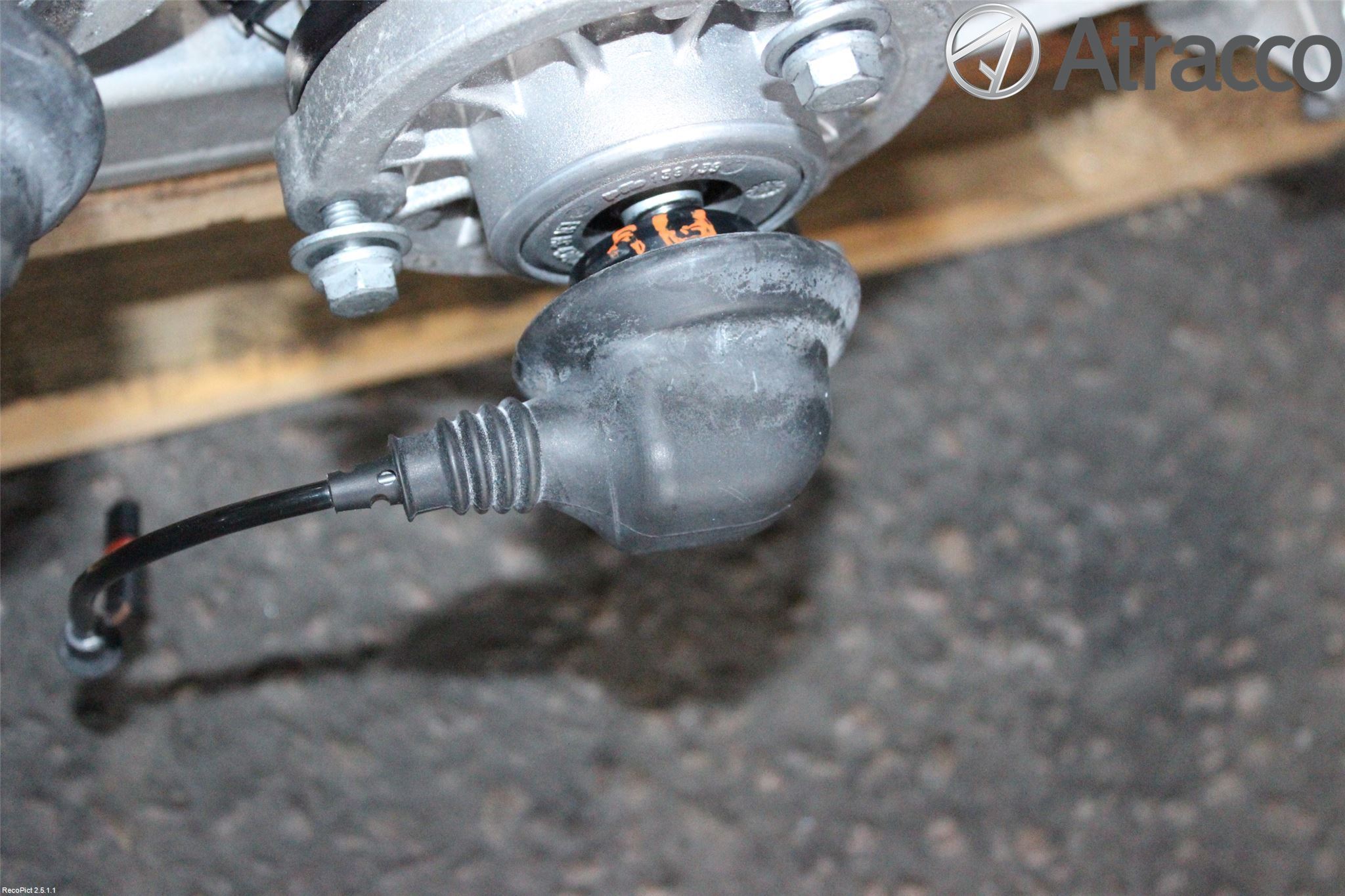BMW 5 F10/F11/F18 09-17 Fjærbein Foran Venstre