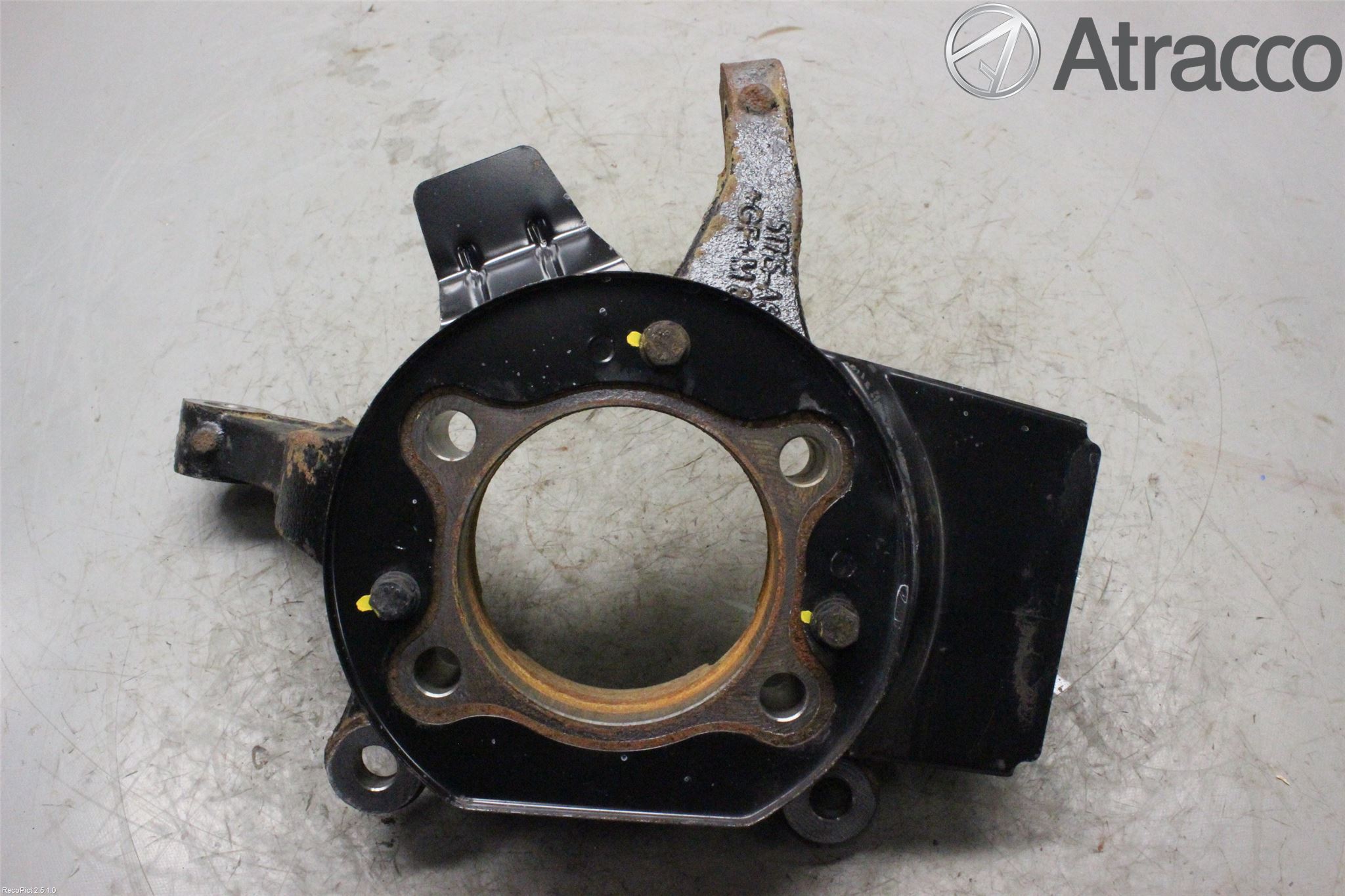 Hyundai i30 GD 13-17 Spindel Vf