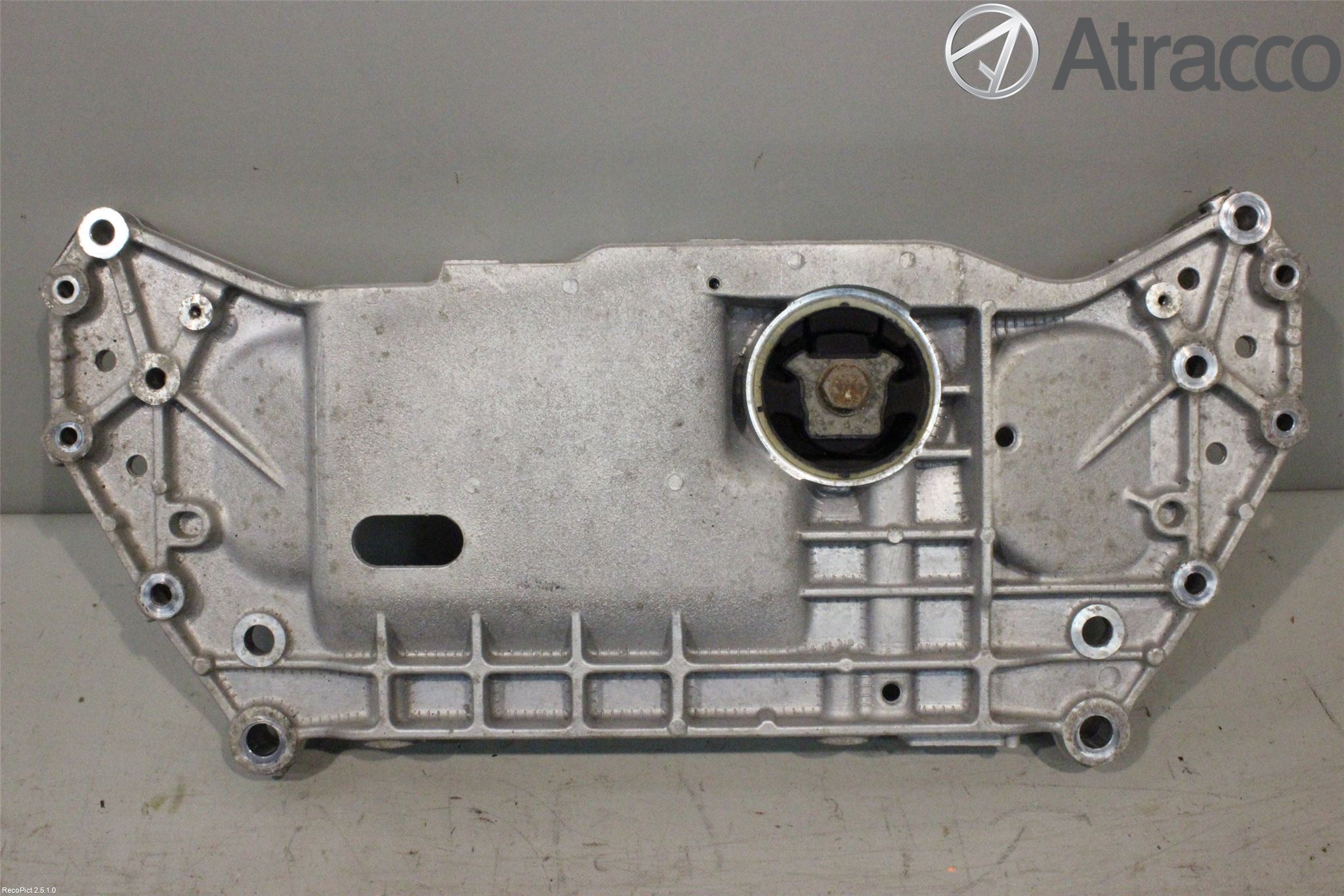 Volkswagen VW GOLF VI 09-13 Forstillingsbjelke(Tvergående)
