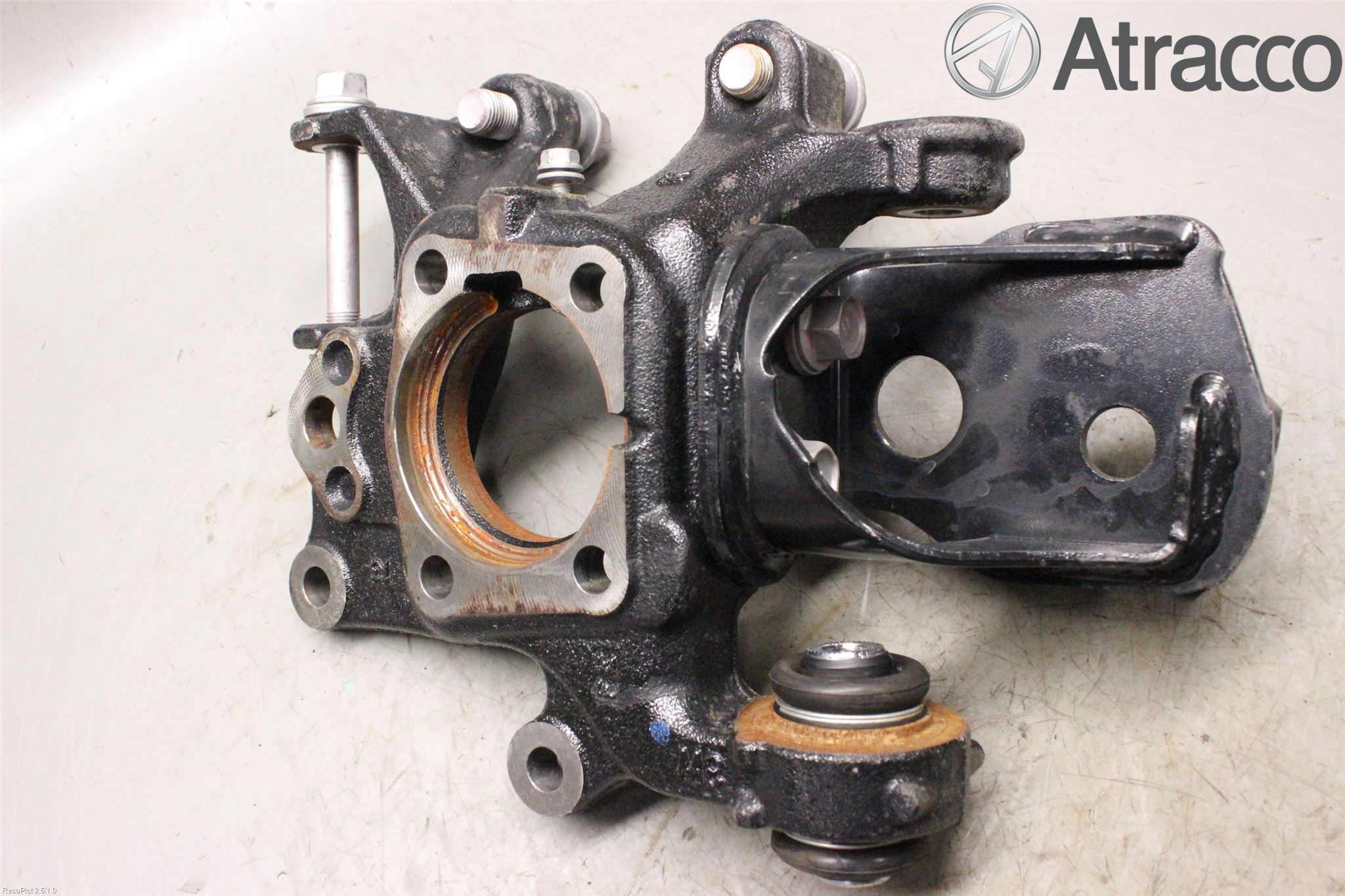 Toyota RAV4 13-18 Spindel Hb