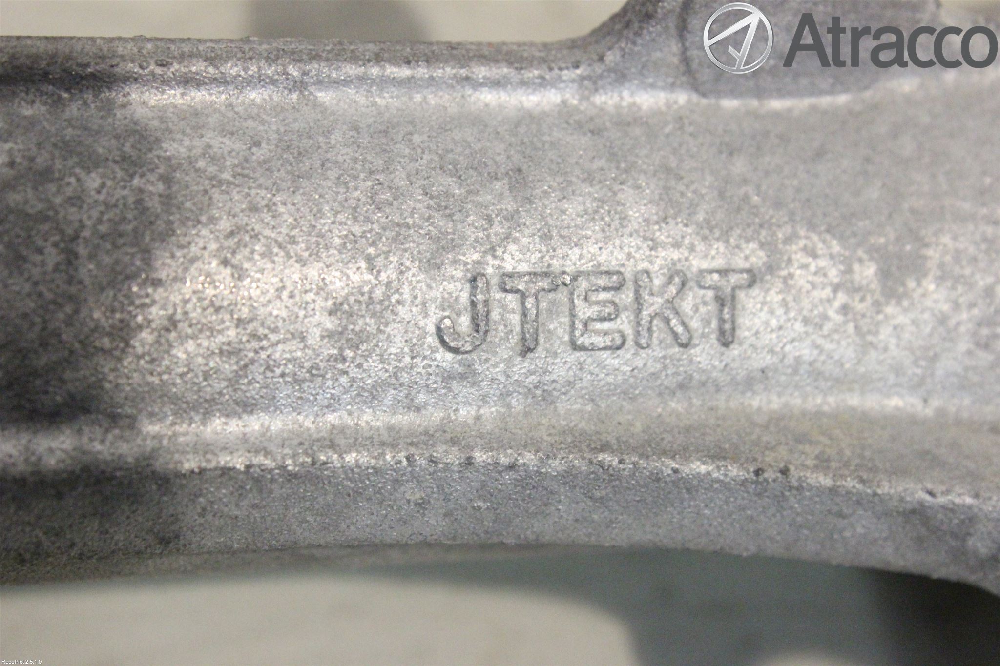 Toyota YARIS XP130 15-20 Servo Snekke - Tannstang