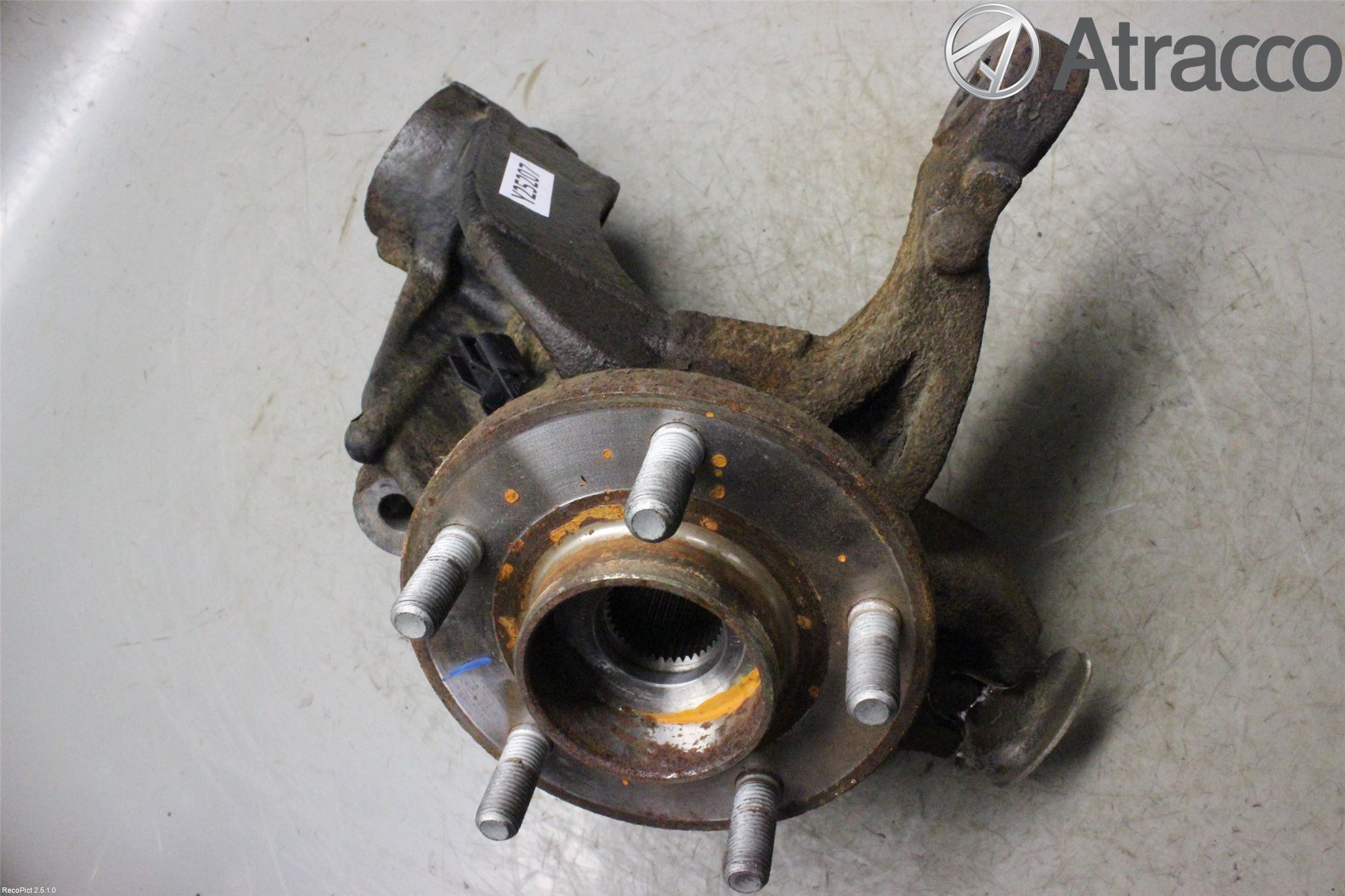 Ford MONDEO 07-15 Spindel Vf
