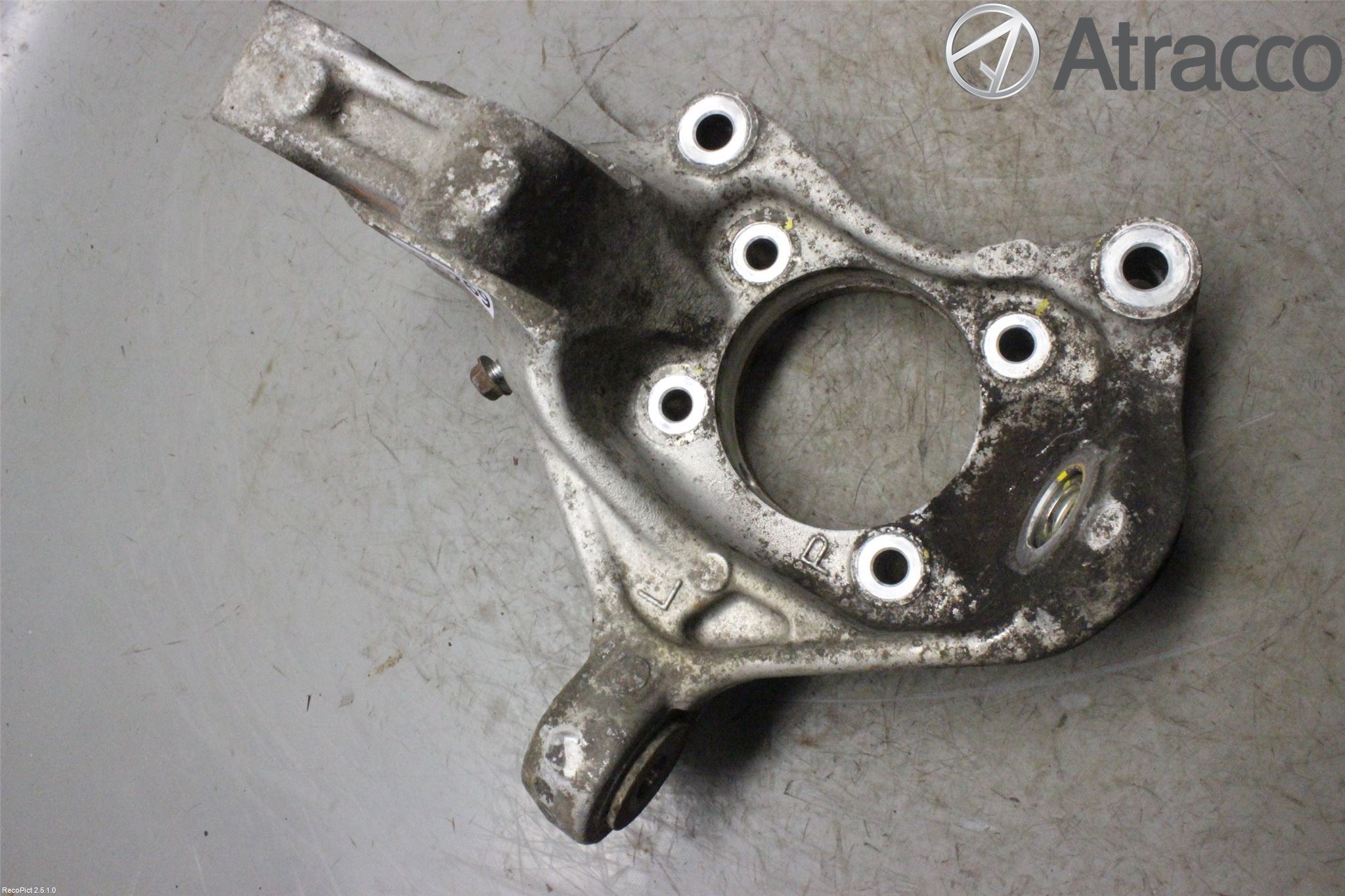 Toyota PRIUS ZVW30 09-20 Spindel Vf