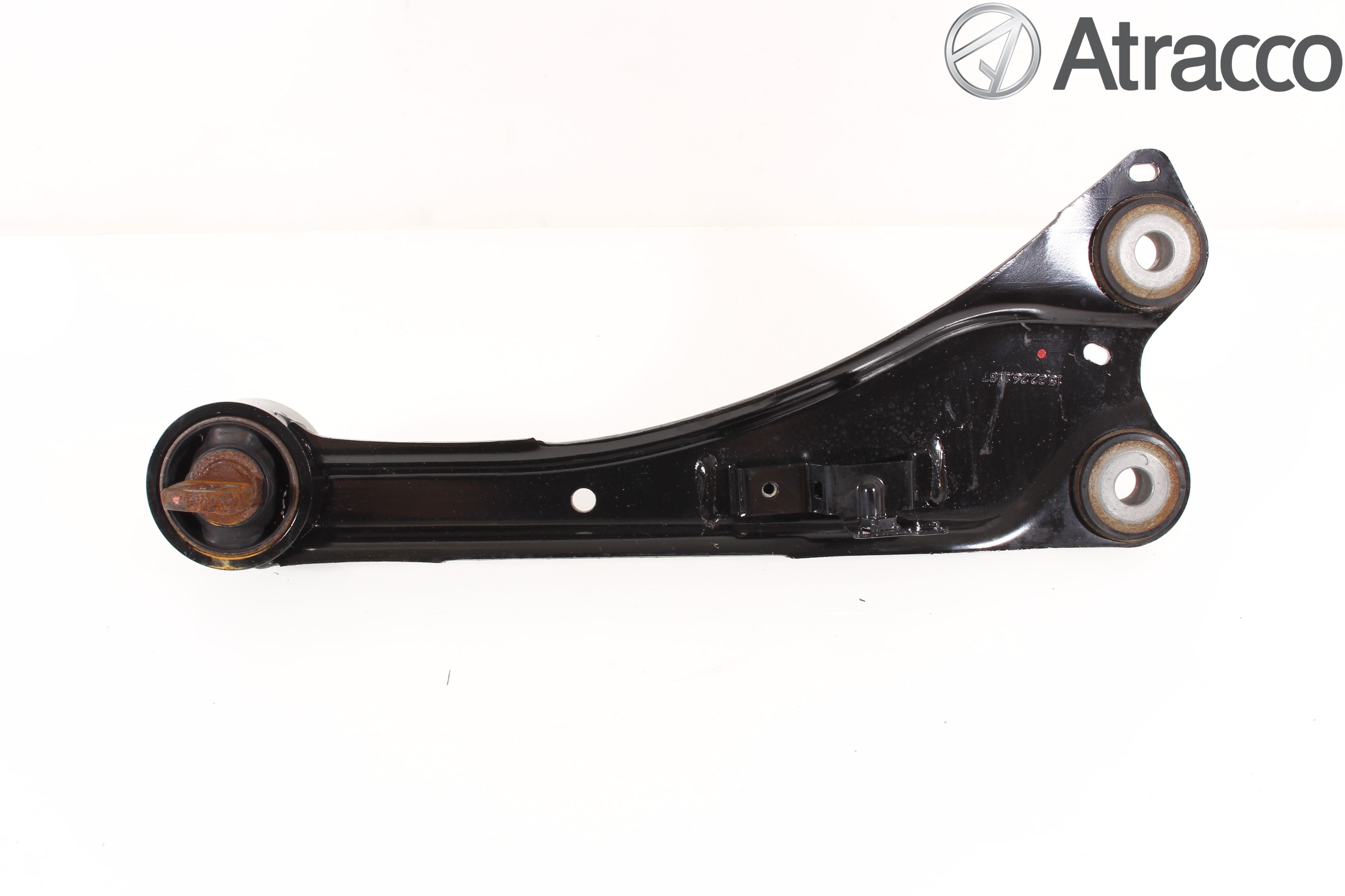 Toyota AVENSIS 09-15 Bærearm Bak Høyre
