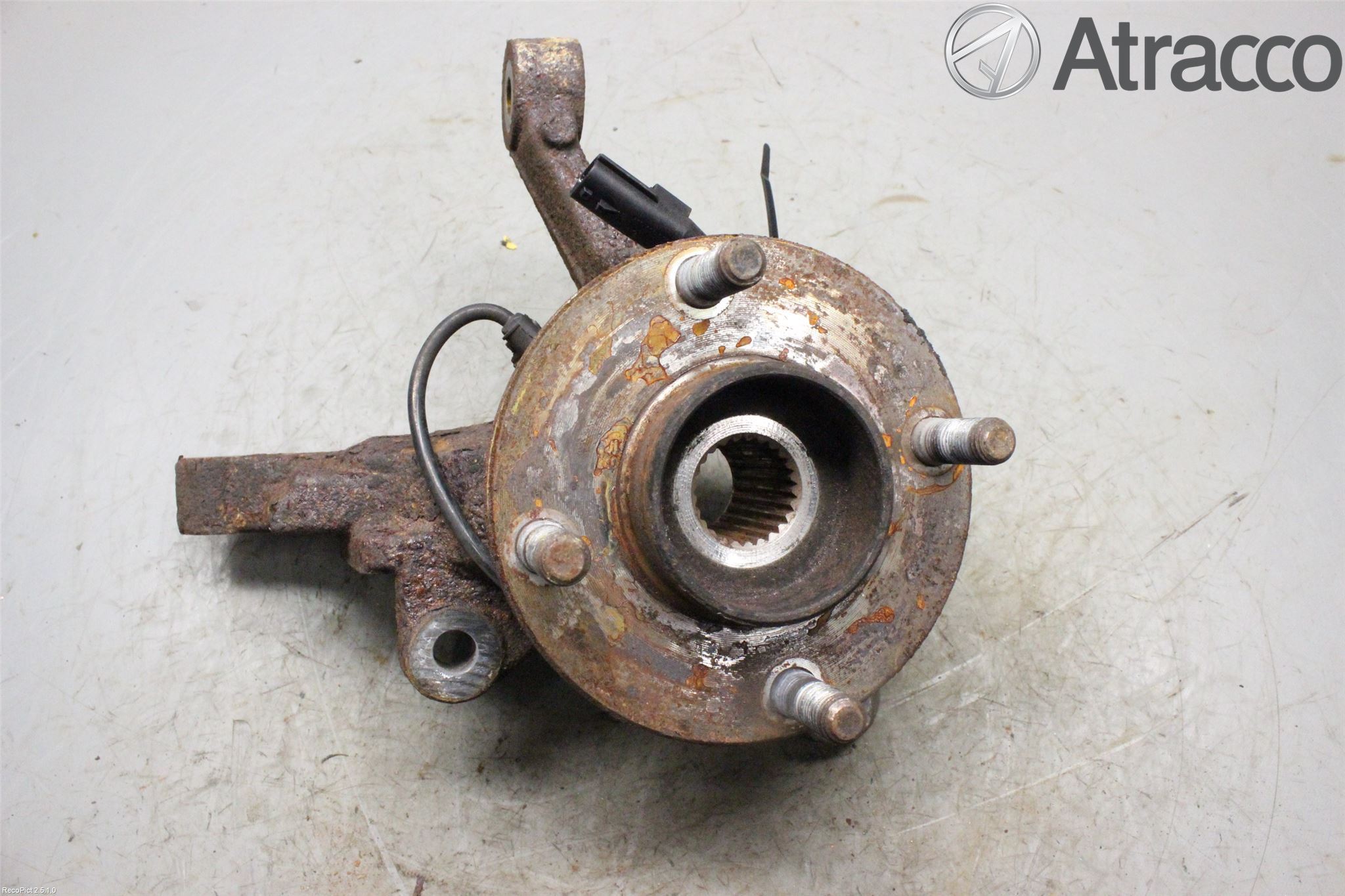 Ford FIESTA 09-12 Spindel Vf