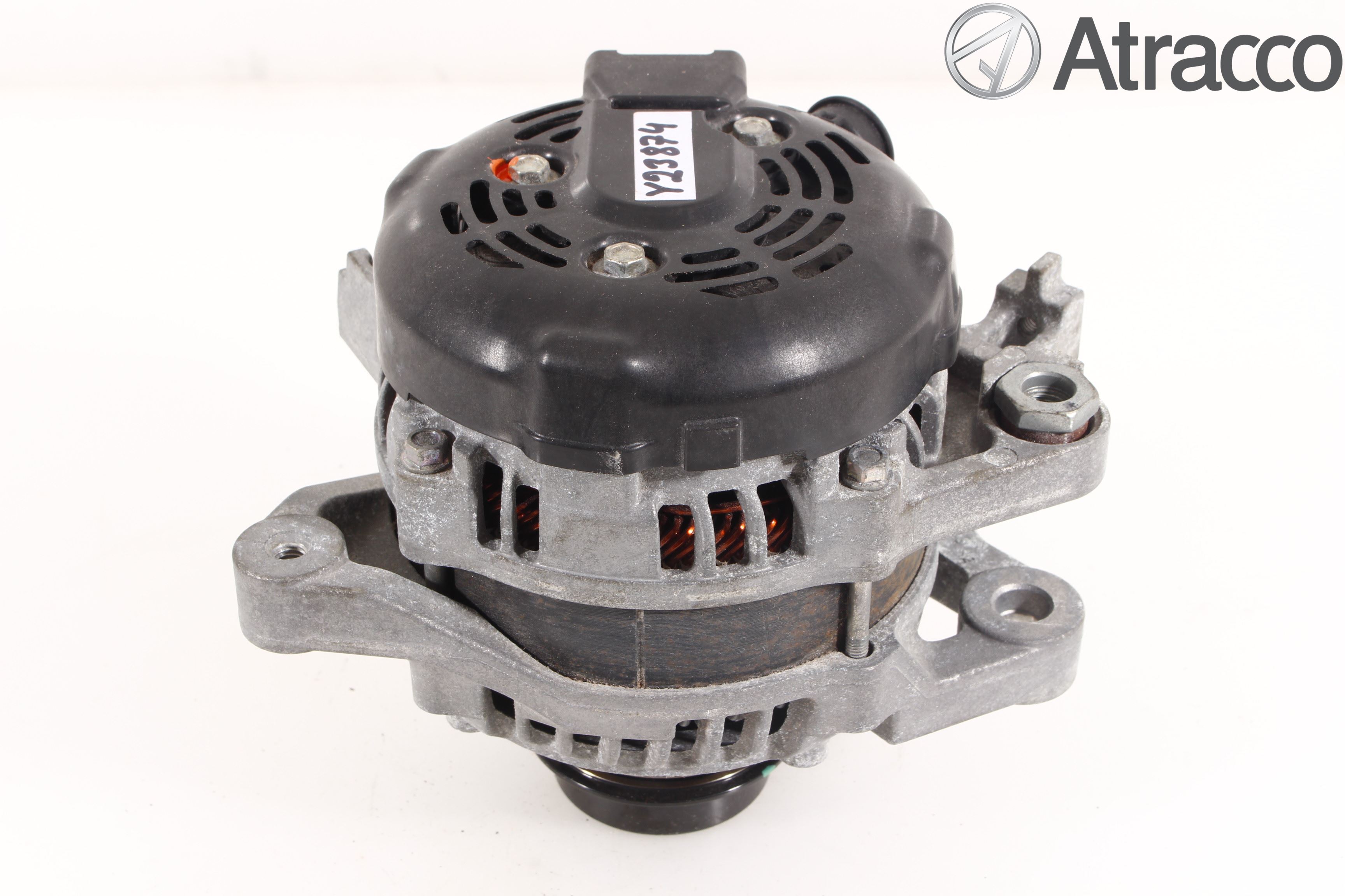 Toyota YARIS XP130 12-14 Dynamo