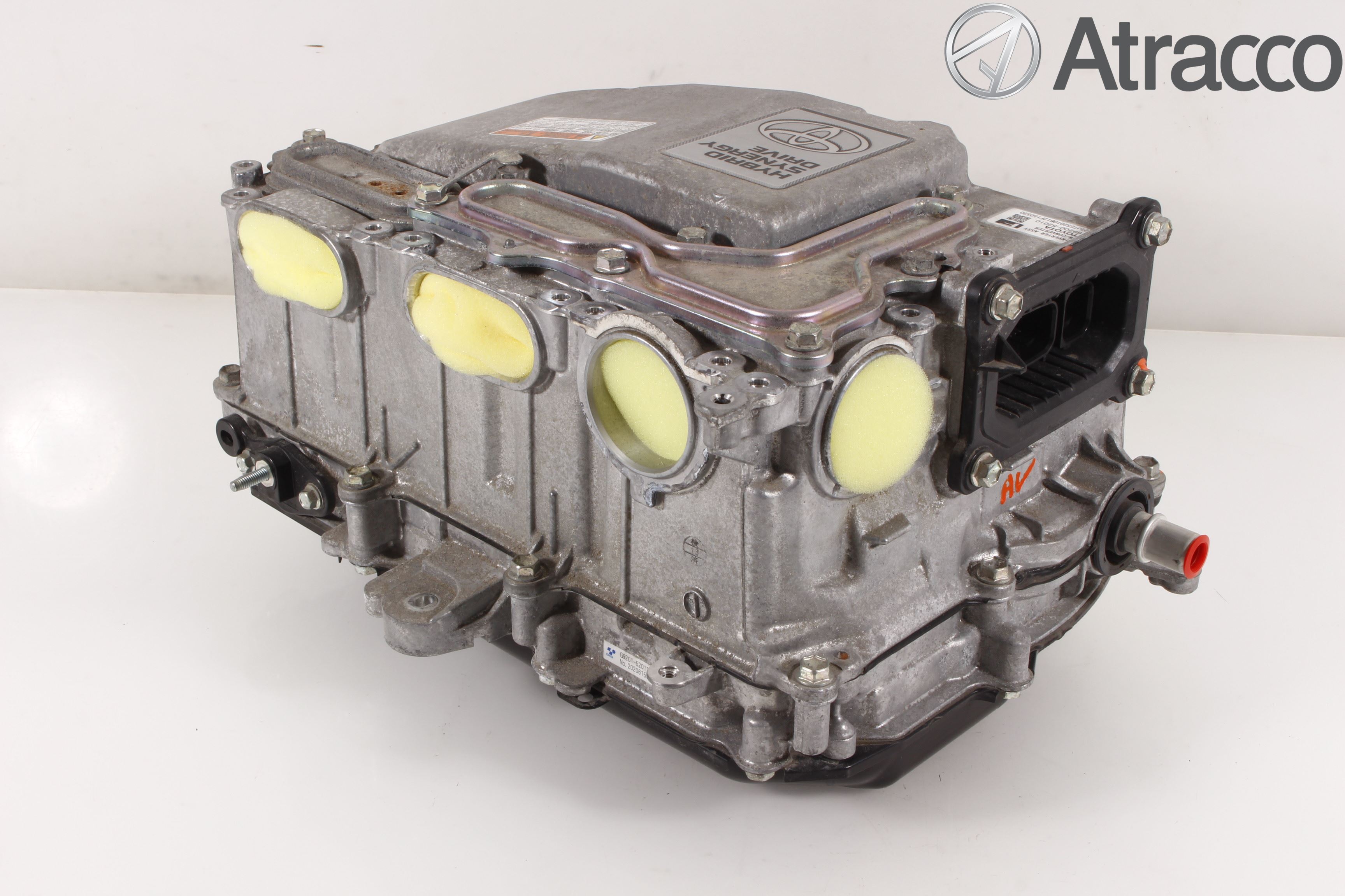 Toyota YARIS XP130 12-14 Hybridconverter