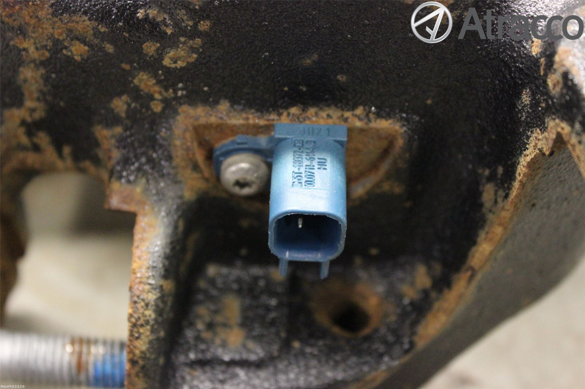 Ford KUGA 08-12 Spindel Hf