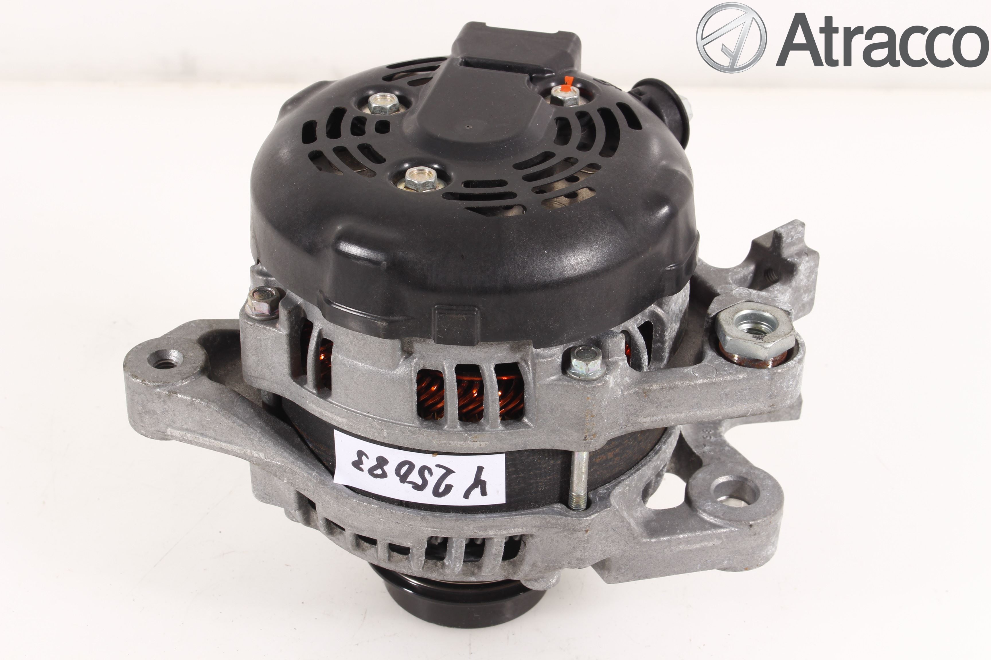 Toyota YARIS XP130 12-14 Dynamo