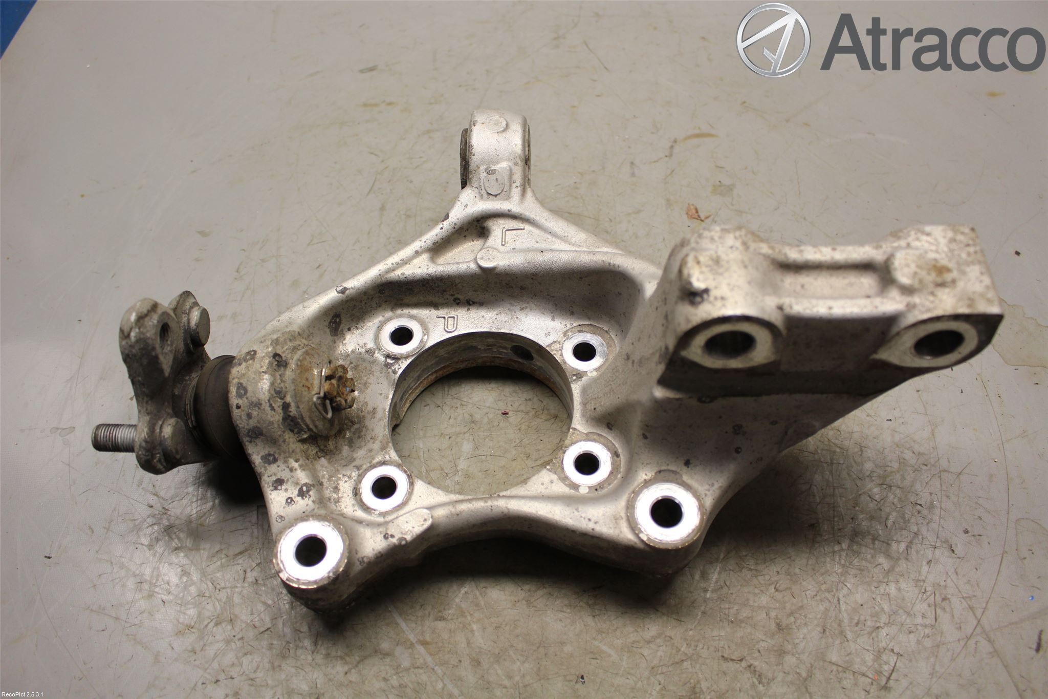 Toyota PRIUS ZVW30 09-20 Spindel Vf