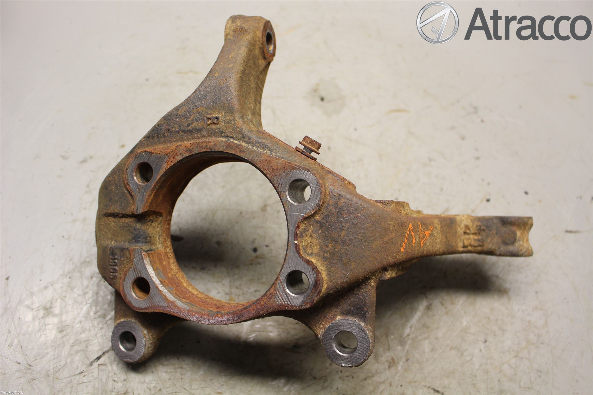 Toyota VERSO 09-18 Spindel Hf
