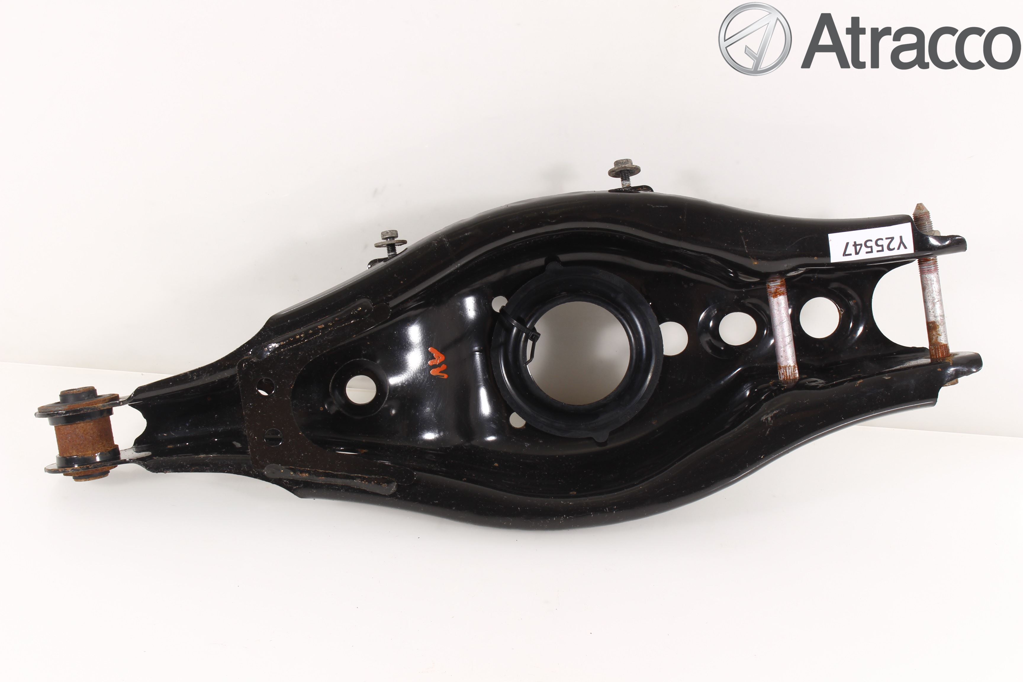 Toyota AURIS 13-19 Bærearm Bak Høyre