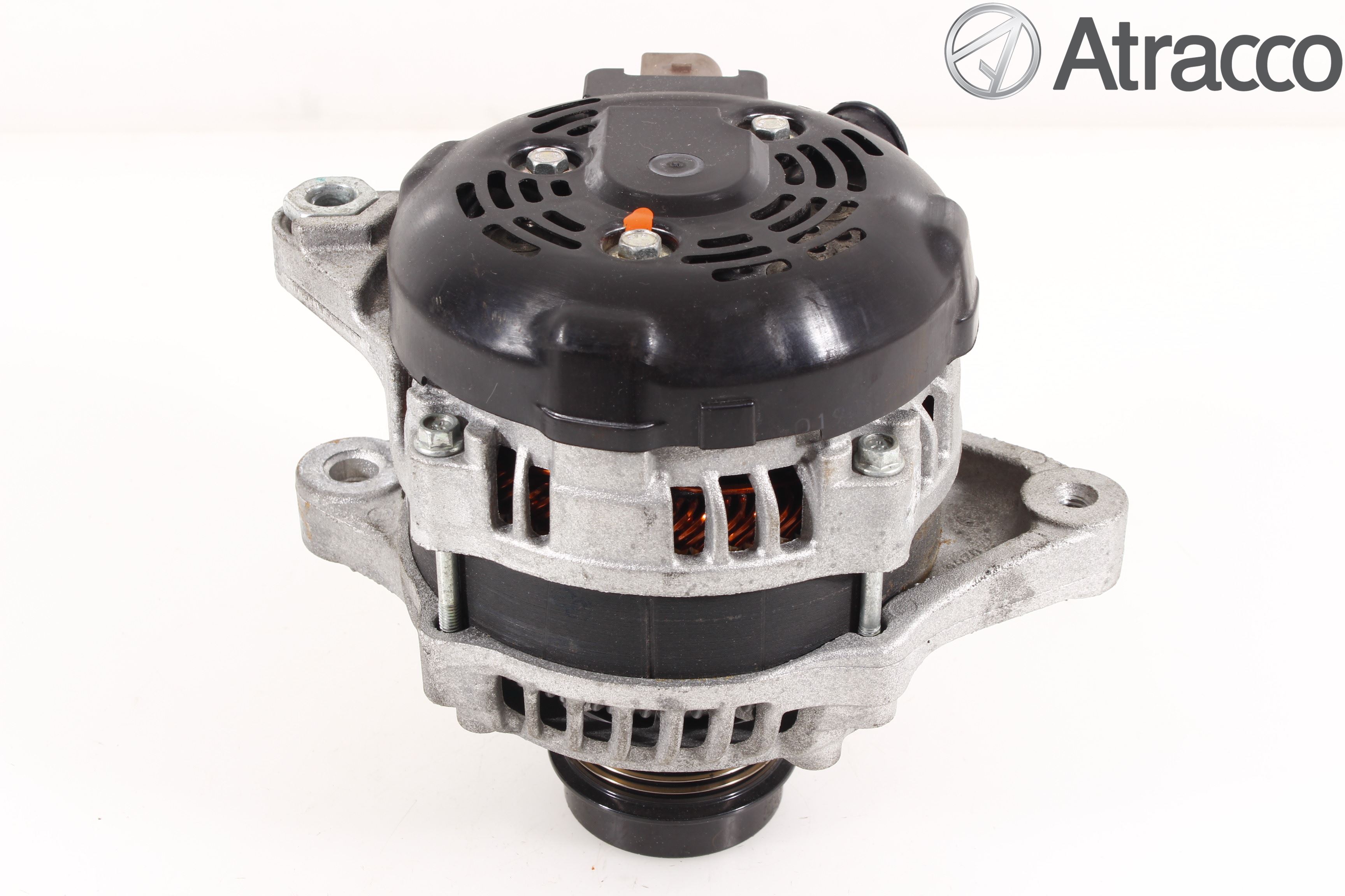 Toyota AVENSIS 16-18 Dynamo