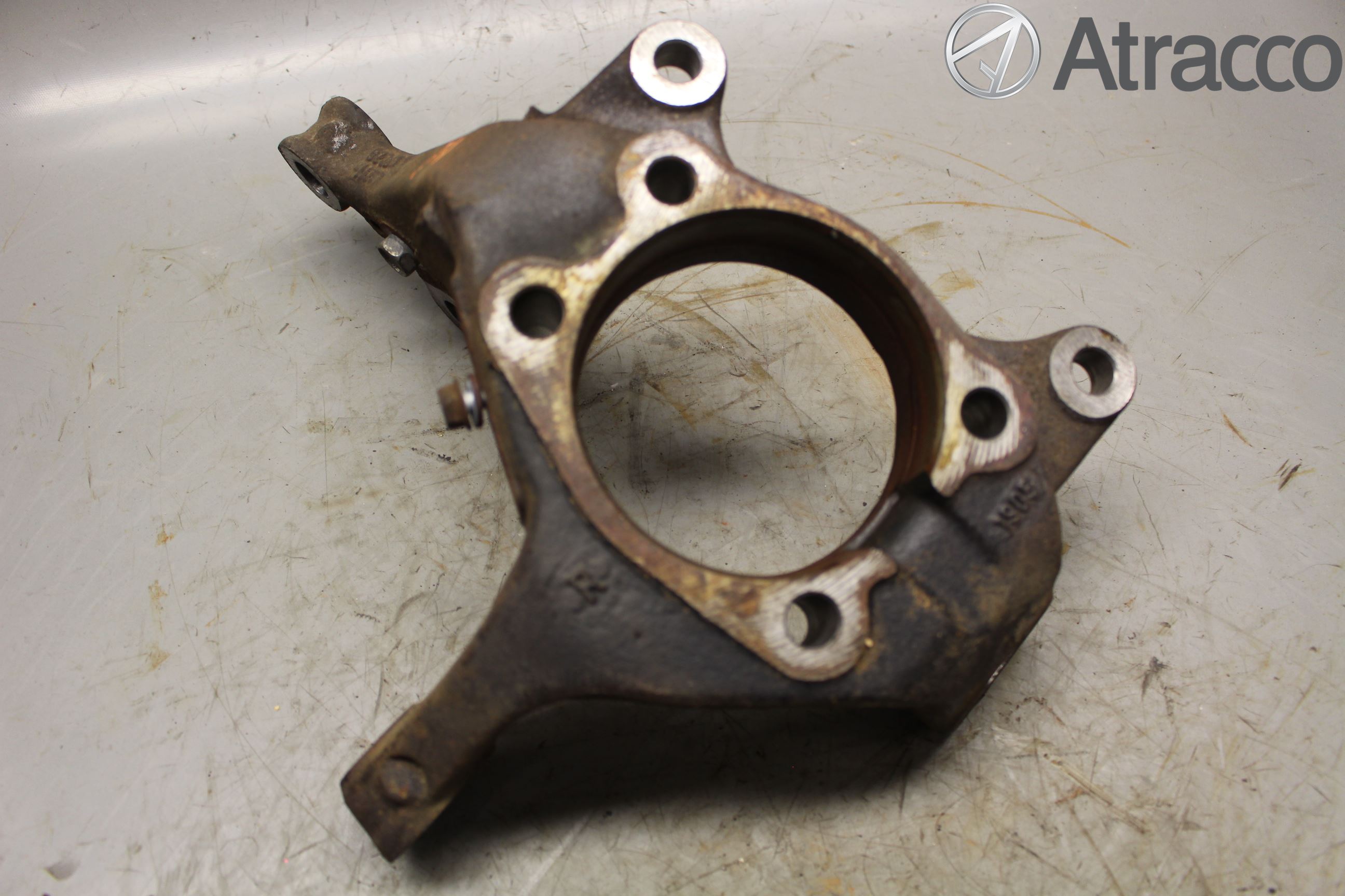 Toyota VERSO 09-18 Spindel Hf