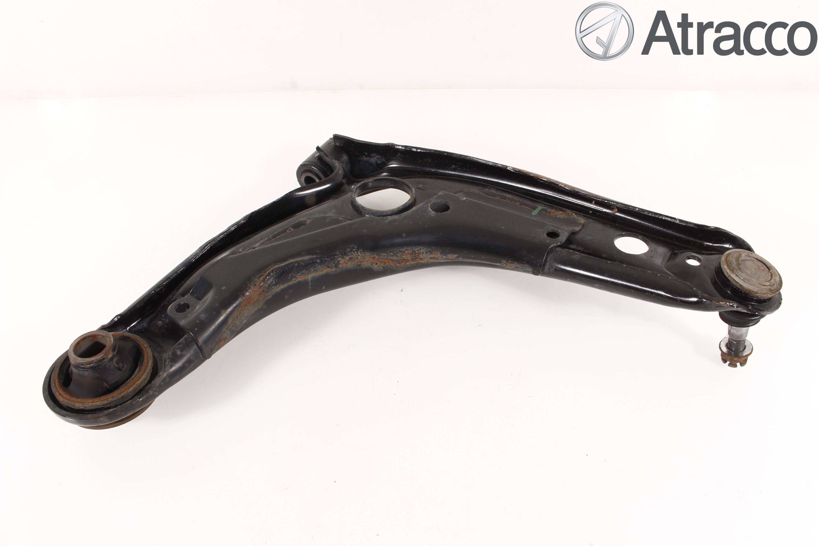 Toyota YARIS XP130 12-14 Bærearm Foran Venstre Nedre