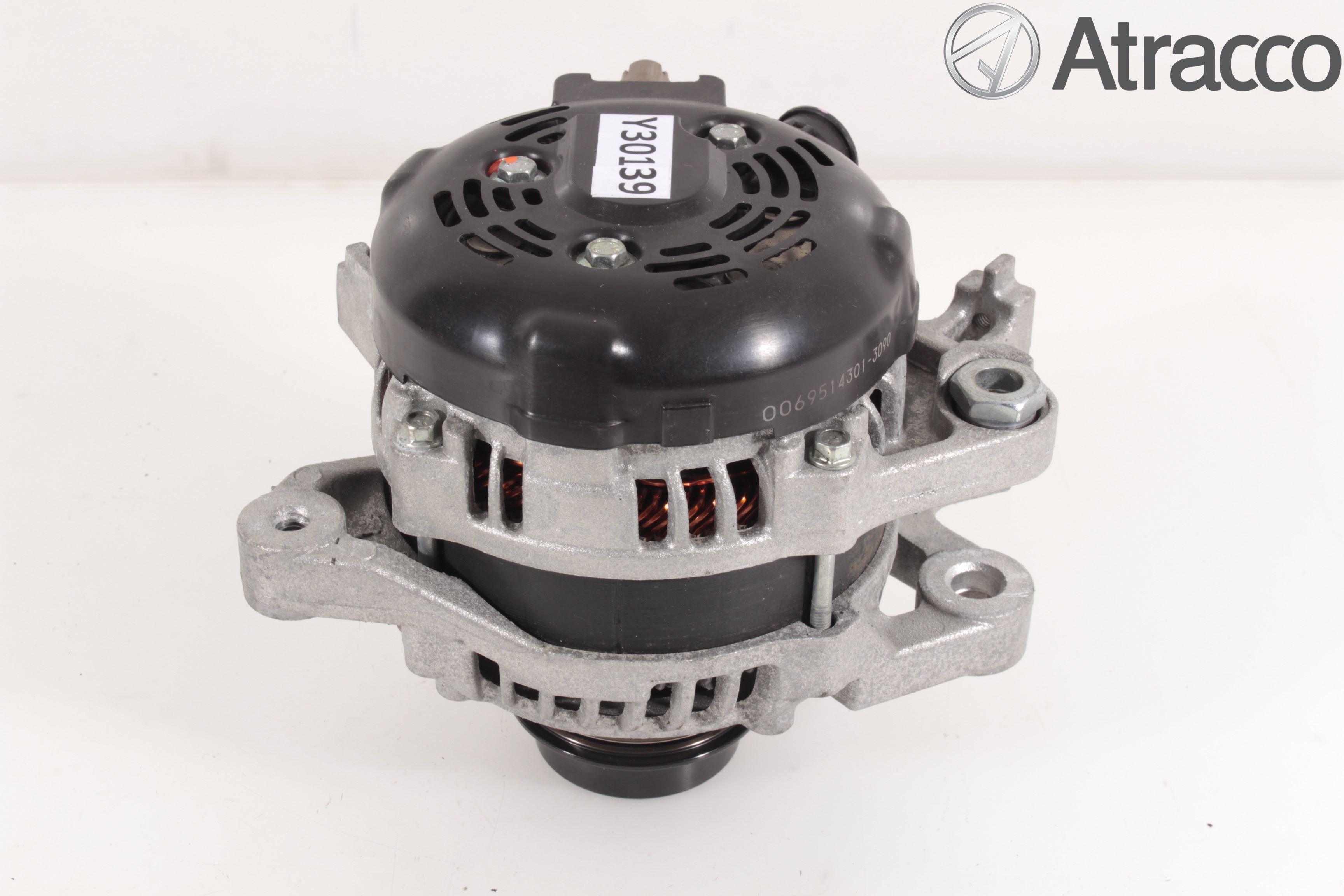 Toyota YARIS XP130 15-20 Dynamo