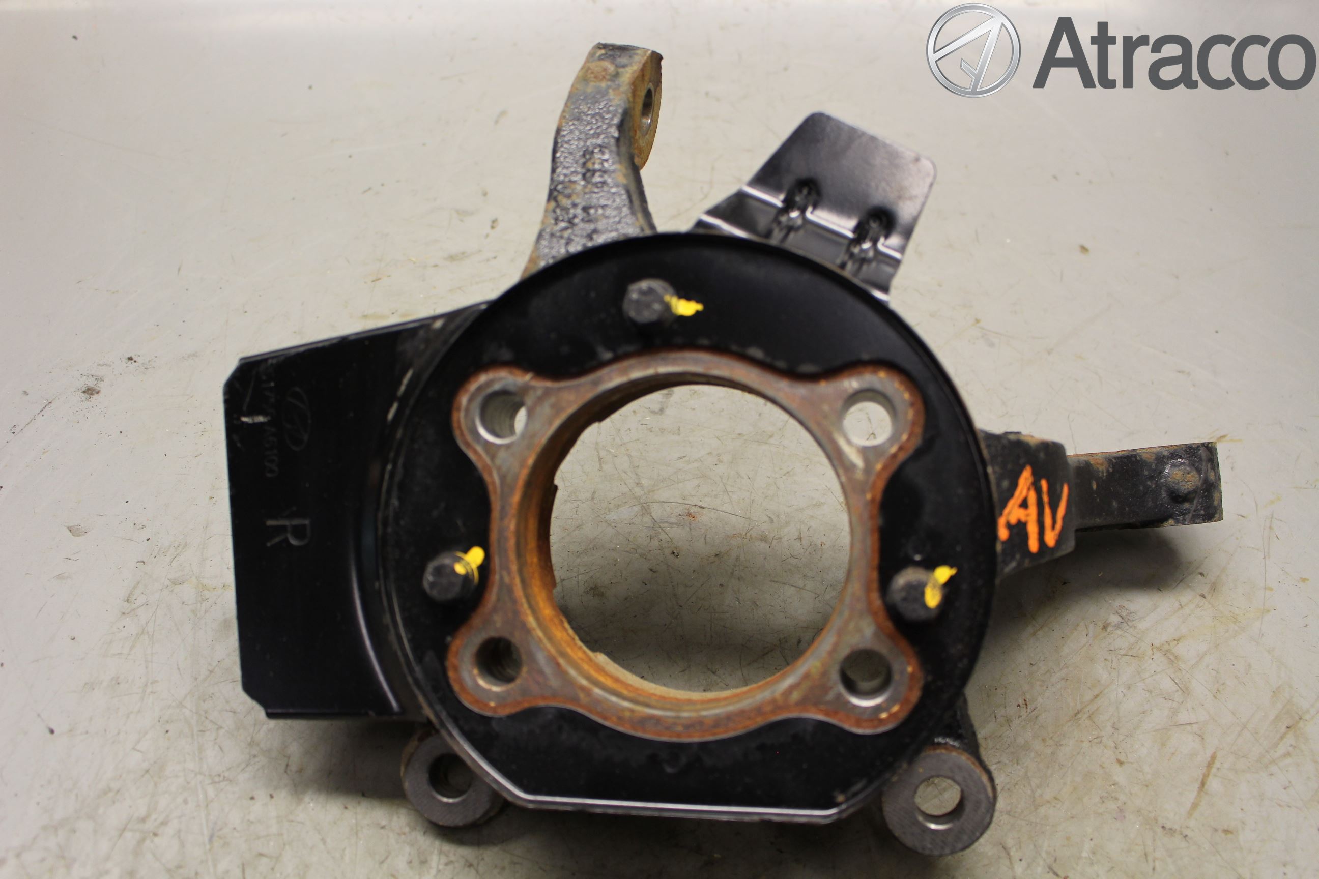 Hyundai i30 GD 13-17 Spindel Hf