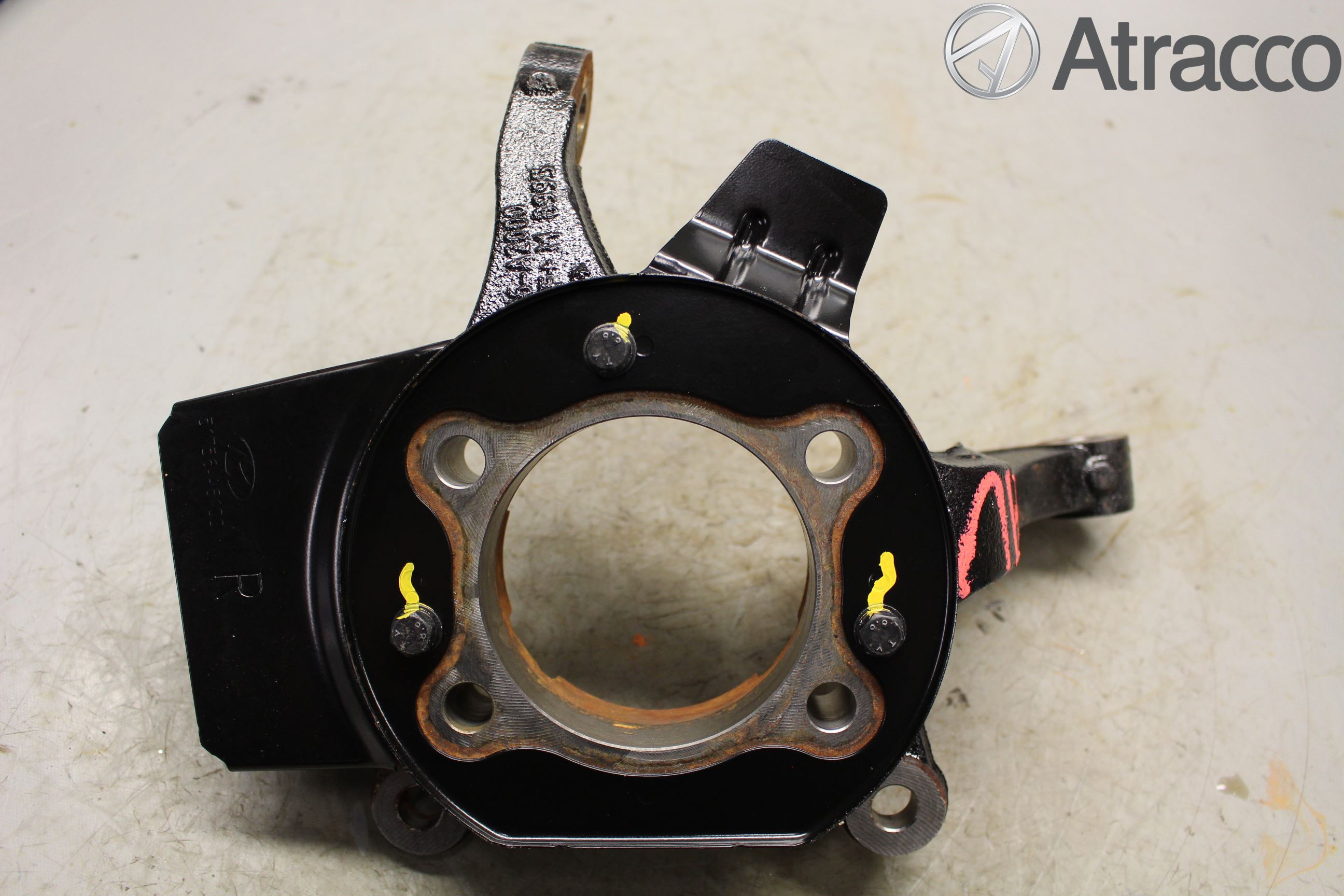 Hyundai i30 GD 13-17 Spindel Hf