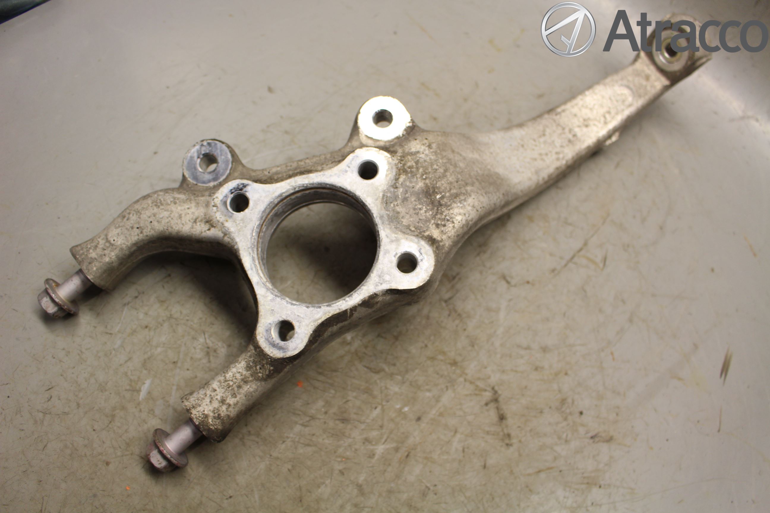 Lexus IS 220d/250/350 06-13 Spindel Hf