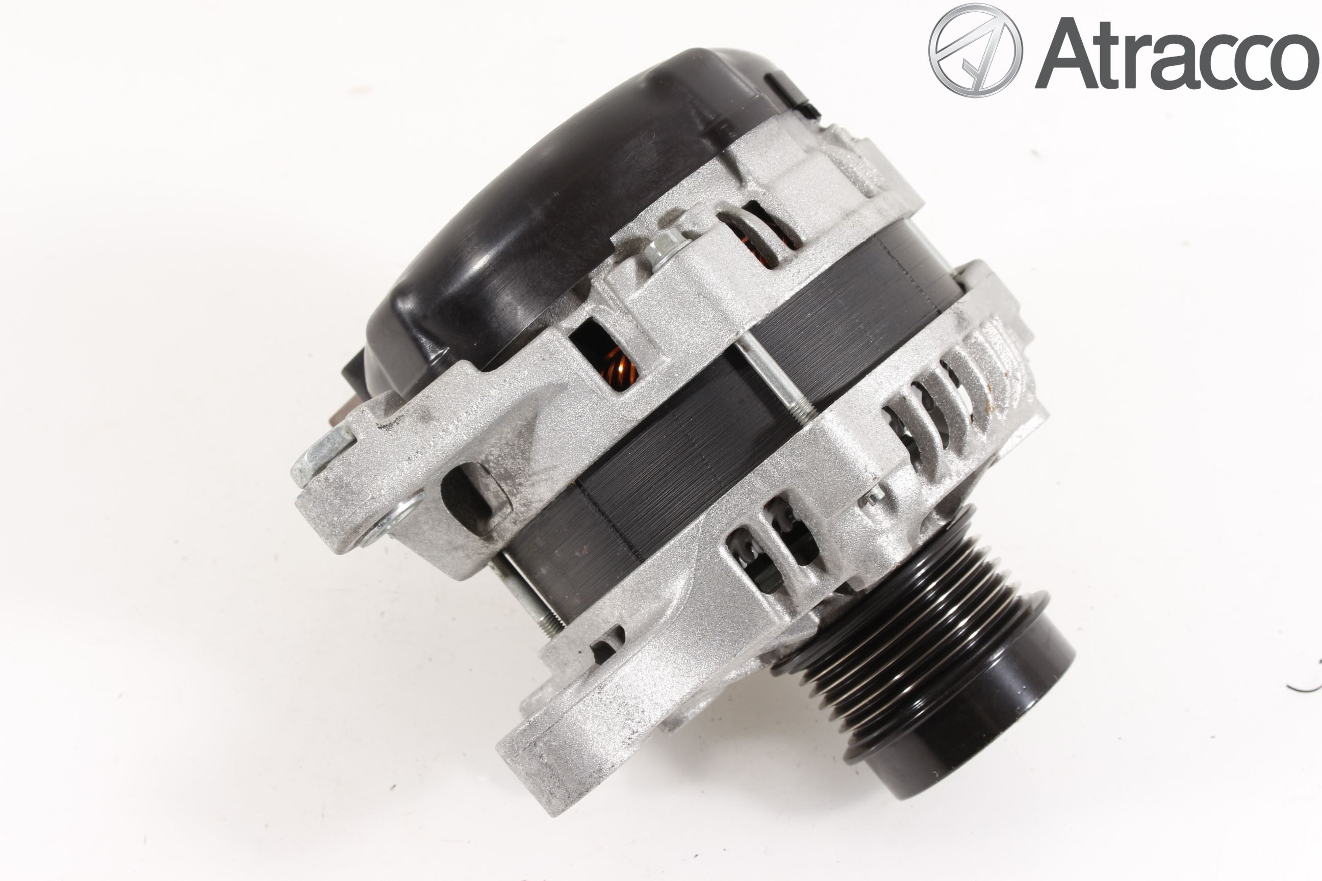 Toyota AVENSIS 16-18 Dynamo