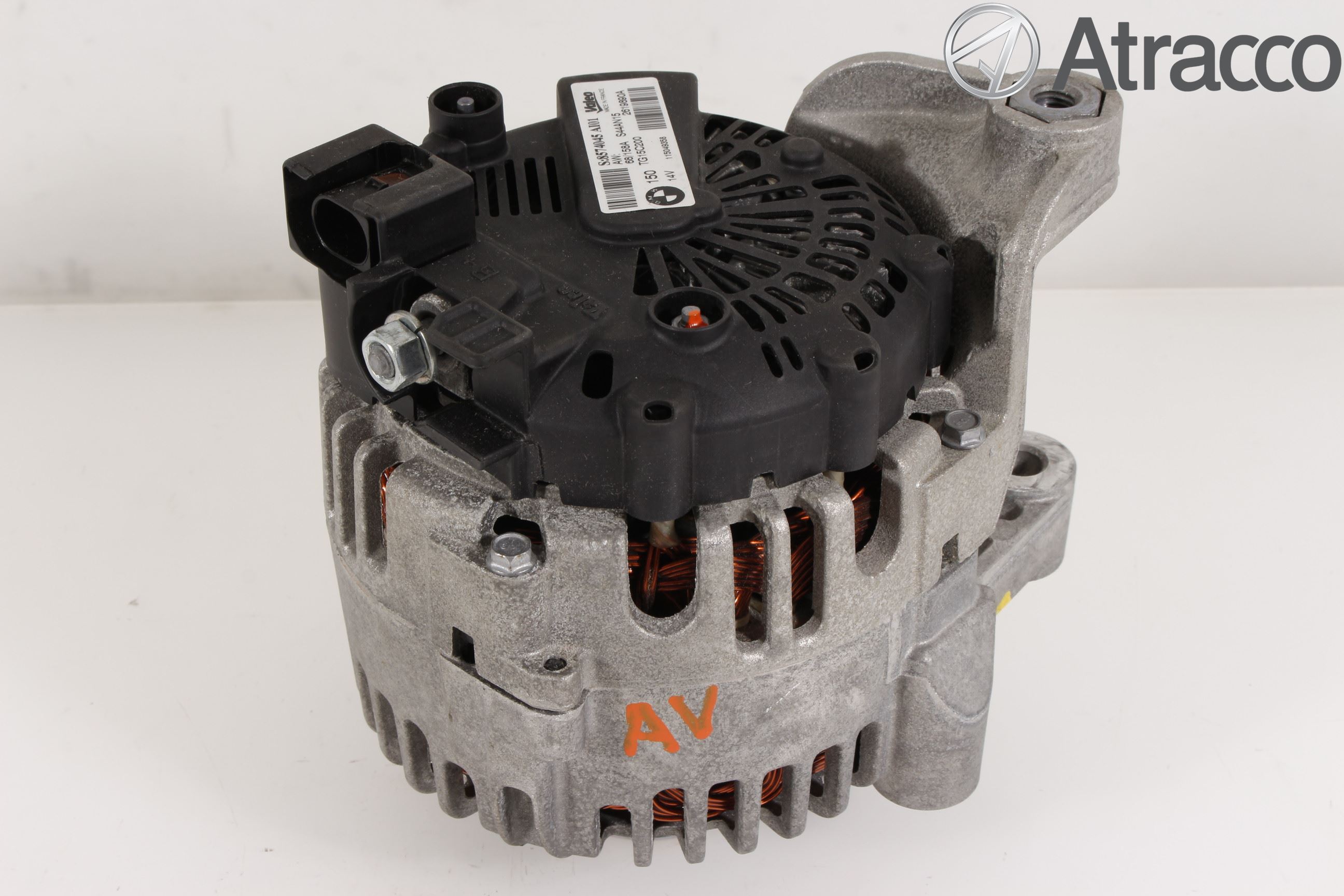 Toyota AURIS 13-19 Dynamo
