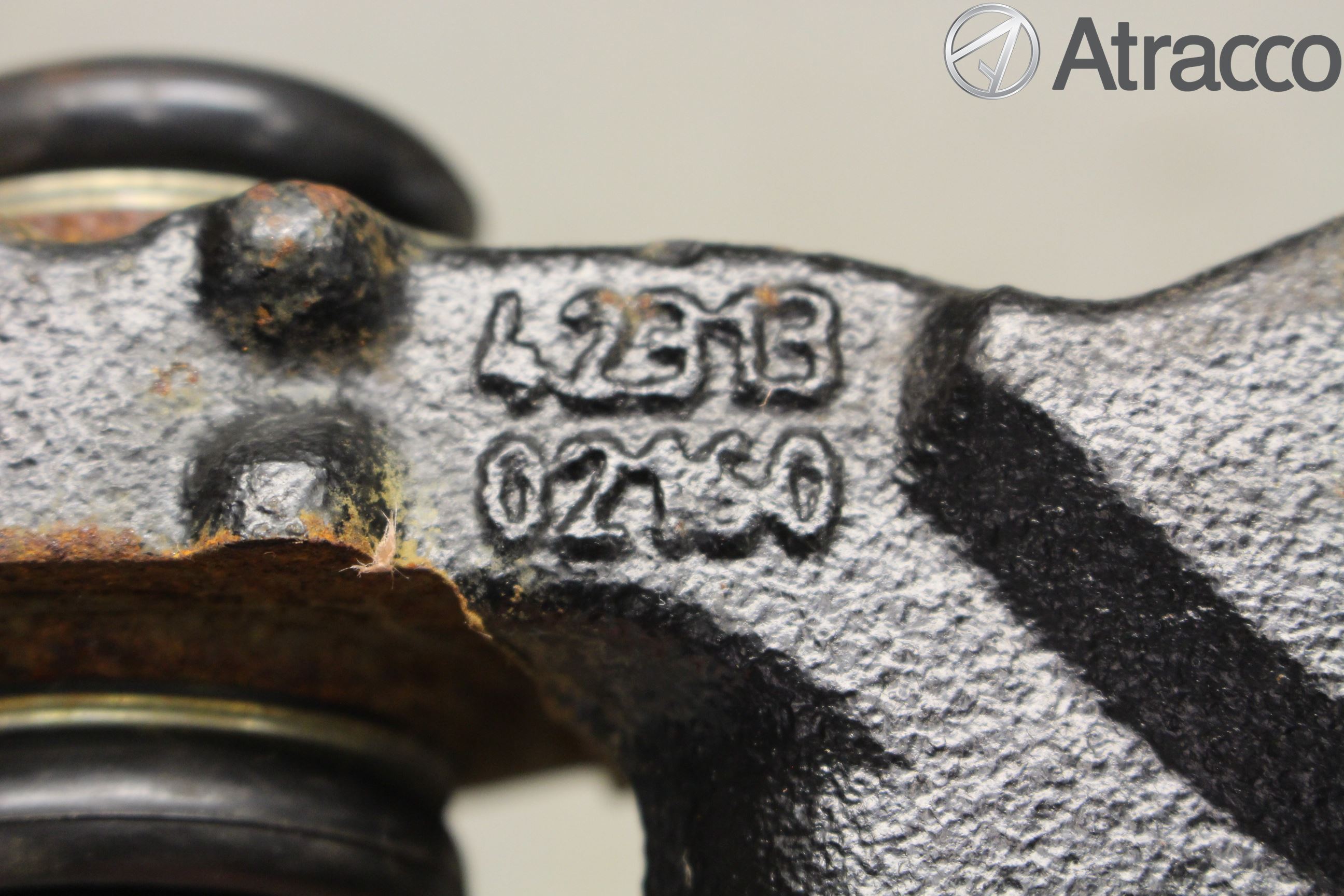 Toyota AURIS 13-19 Spindel Hb