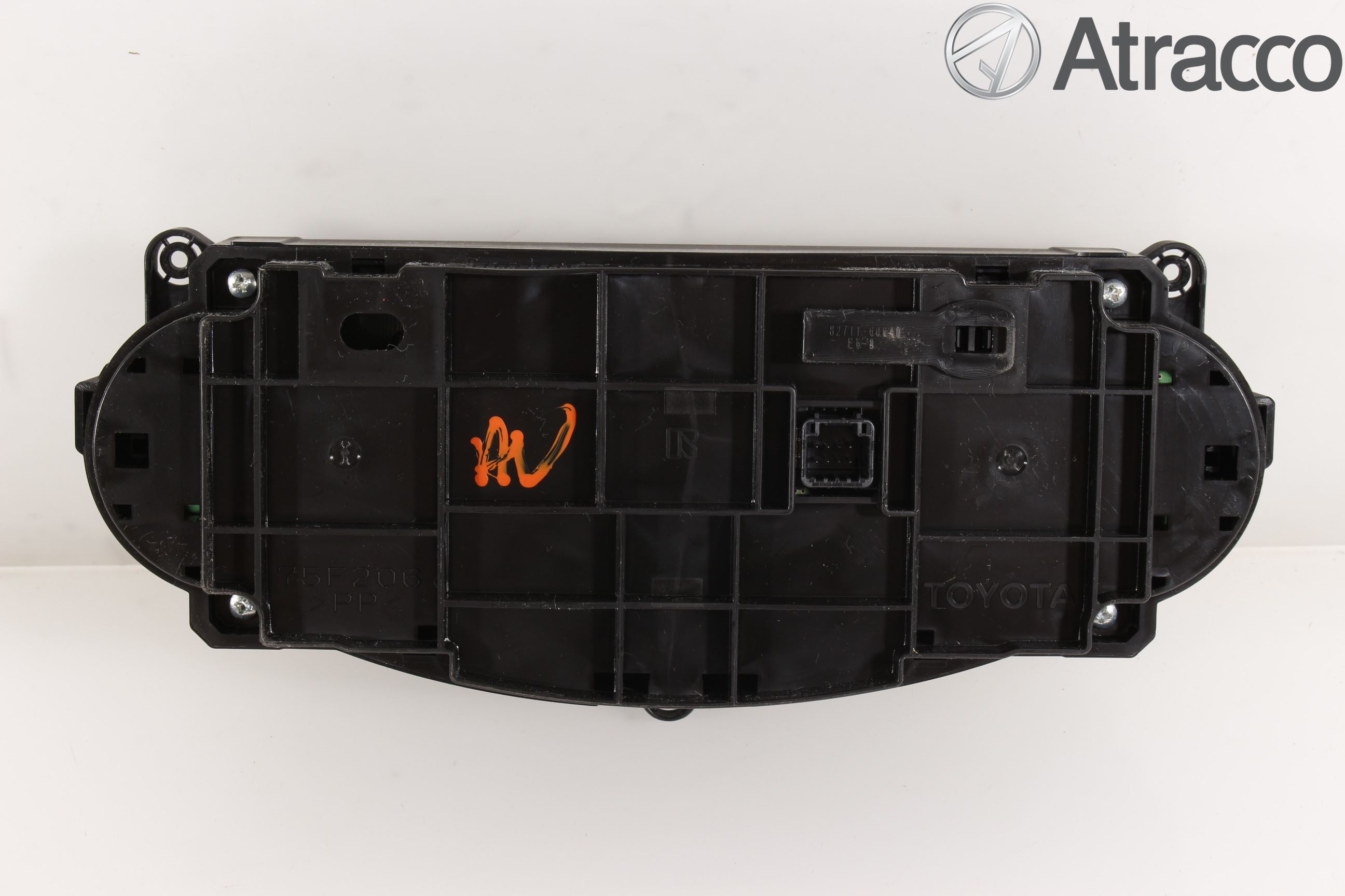 Toyota YARIS XP130 15-20 Varme Ac Betjening-Display