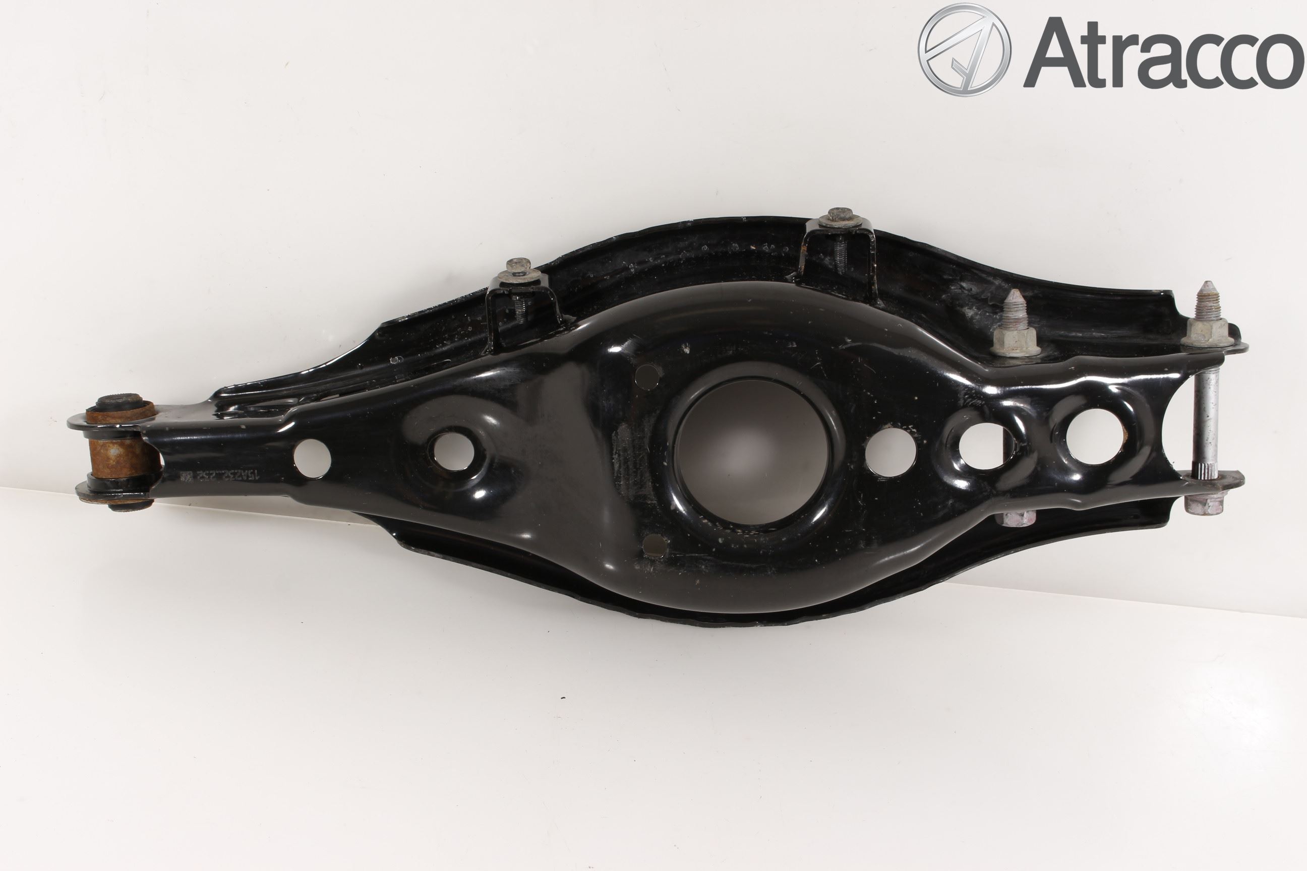 Toyota AURIS 13-19 Bærearm Bak Venstre
