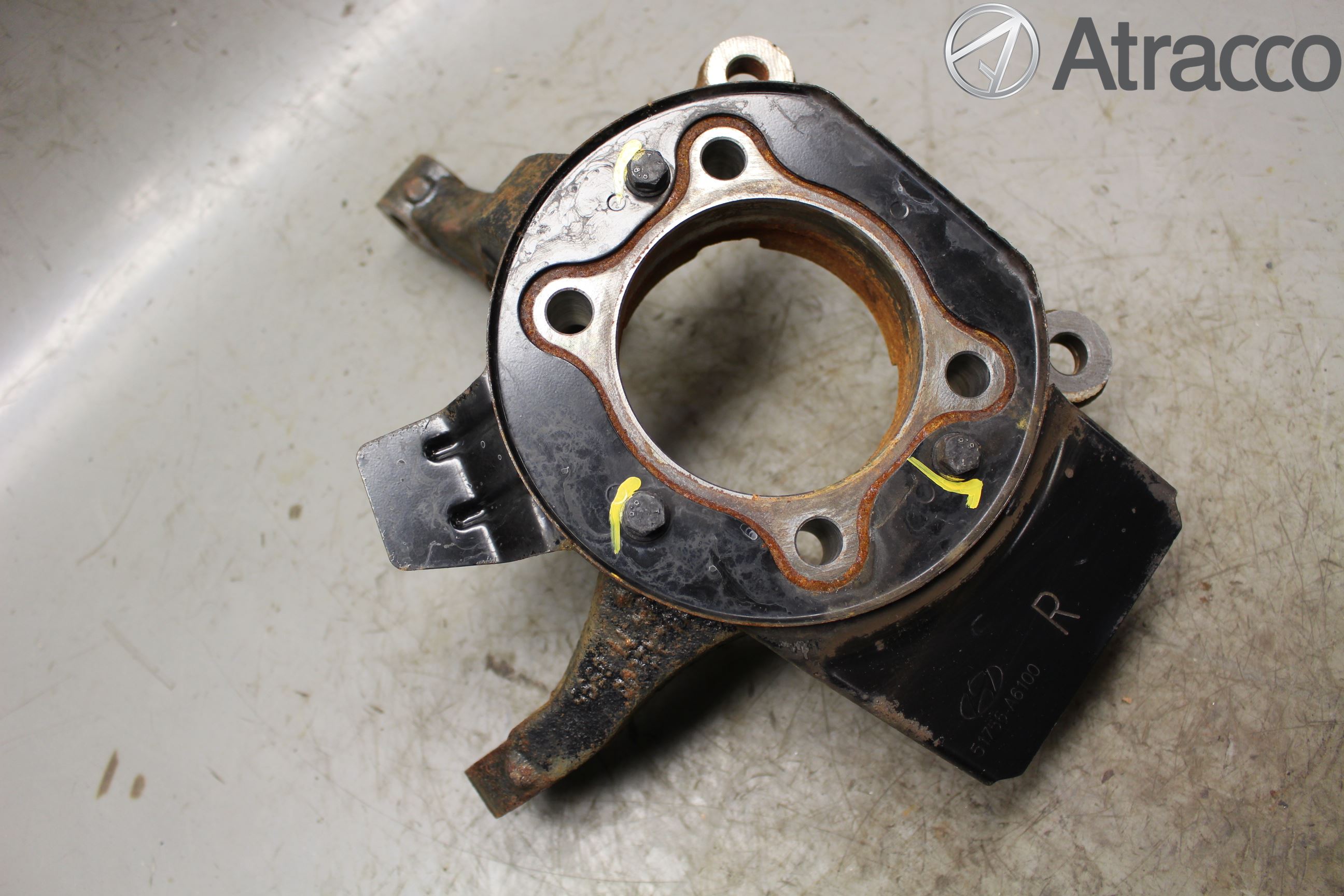 Hyundai i30 GD 13-17 Spindel Hf