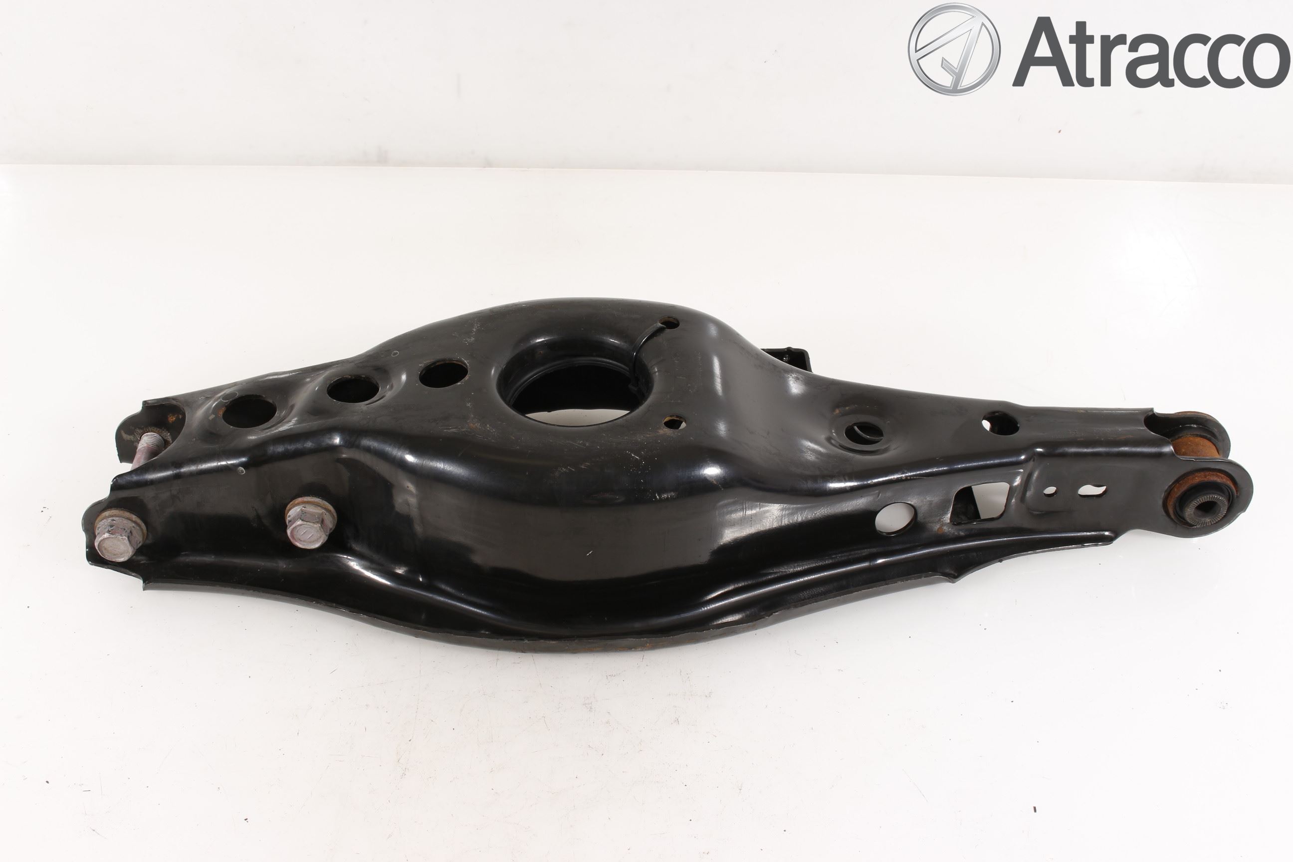 Toyota AURIS 13-19 Bærearm Bak Høyre