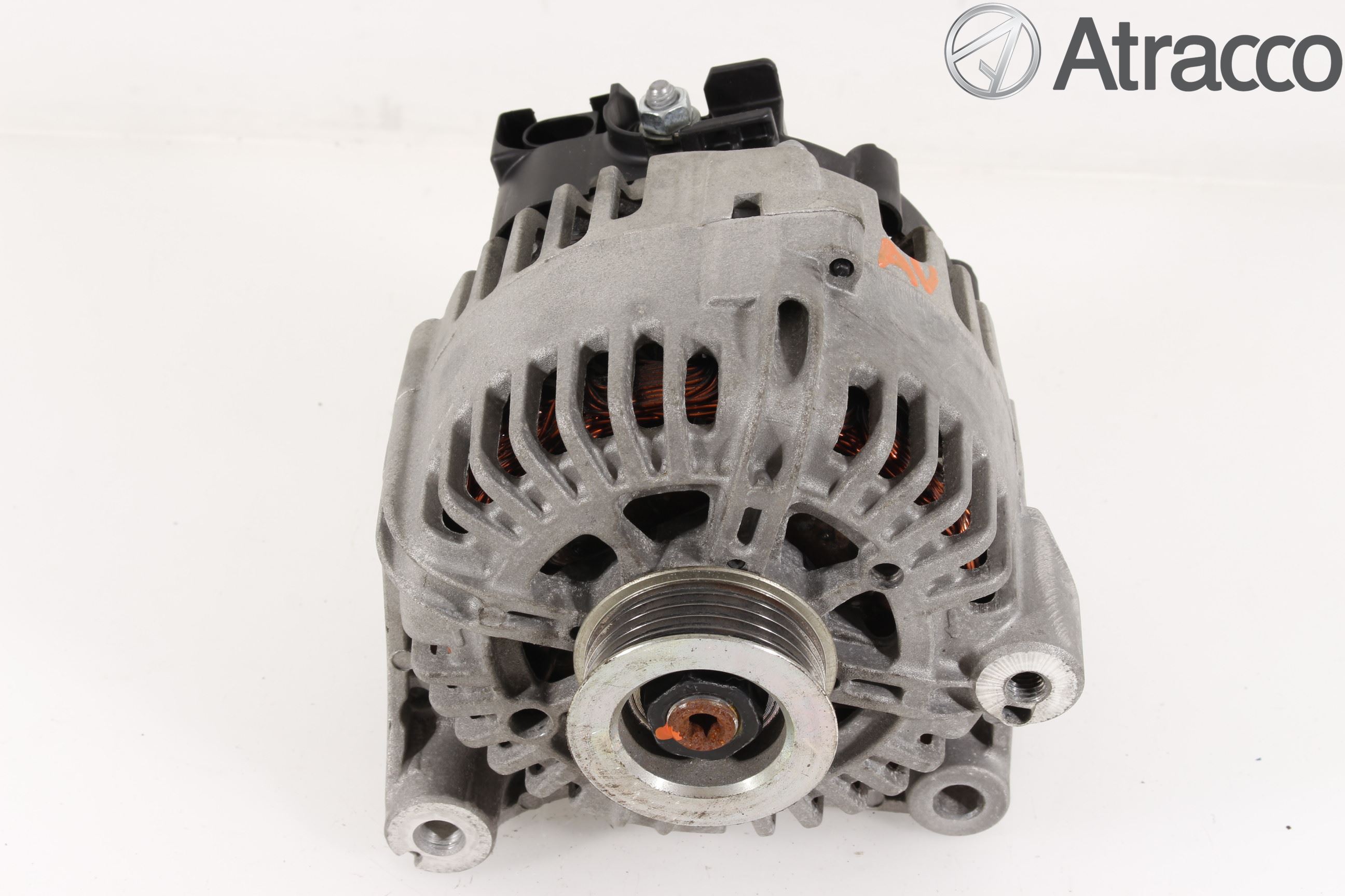 Toyota AVENSIS 16-18 Dynamo
