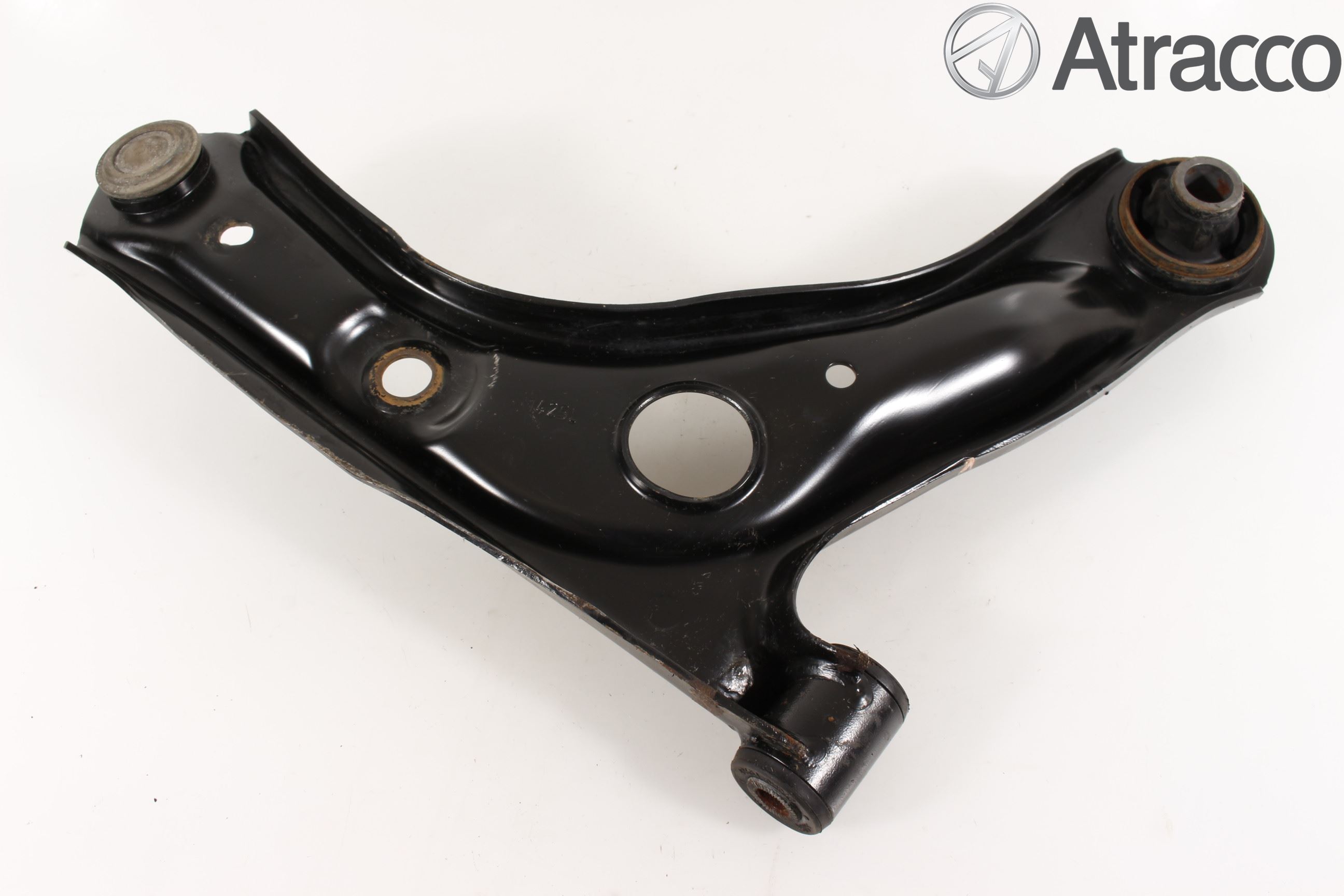 Toyota AYGO 15-21 Bærearm Foran Venstre Nedre