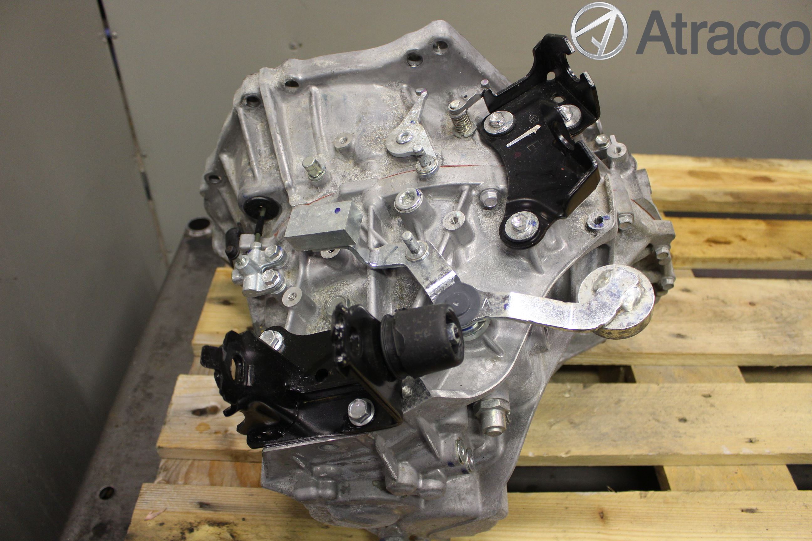 Toyota AURIS 13-19 Gearkasse 6 Trinn
